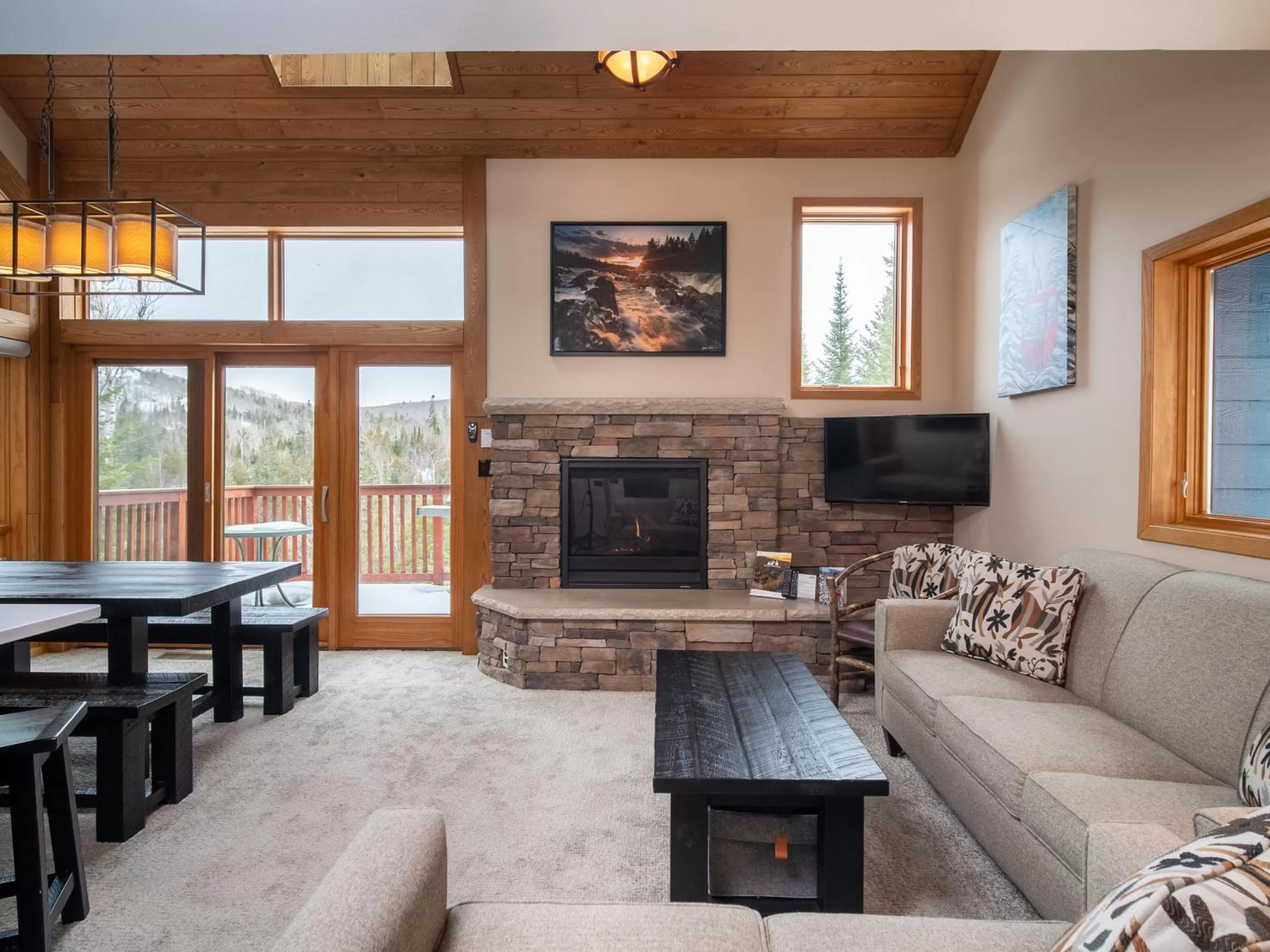 Seating Area in Caribou Highlands Lodge