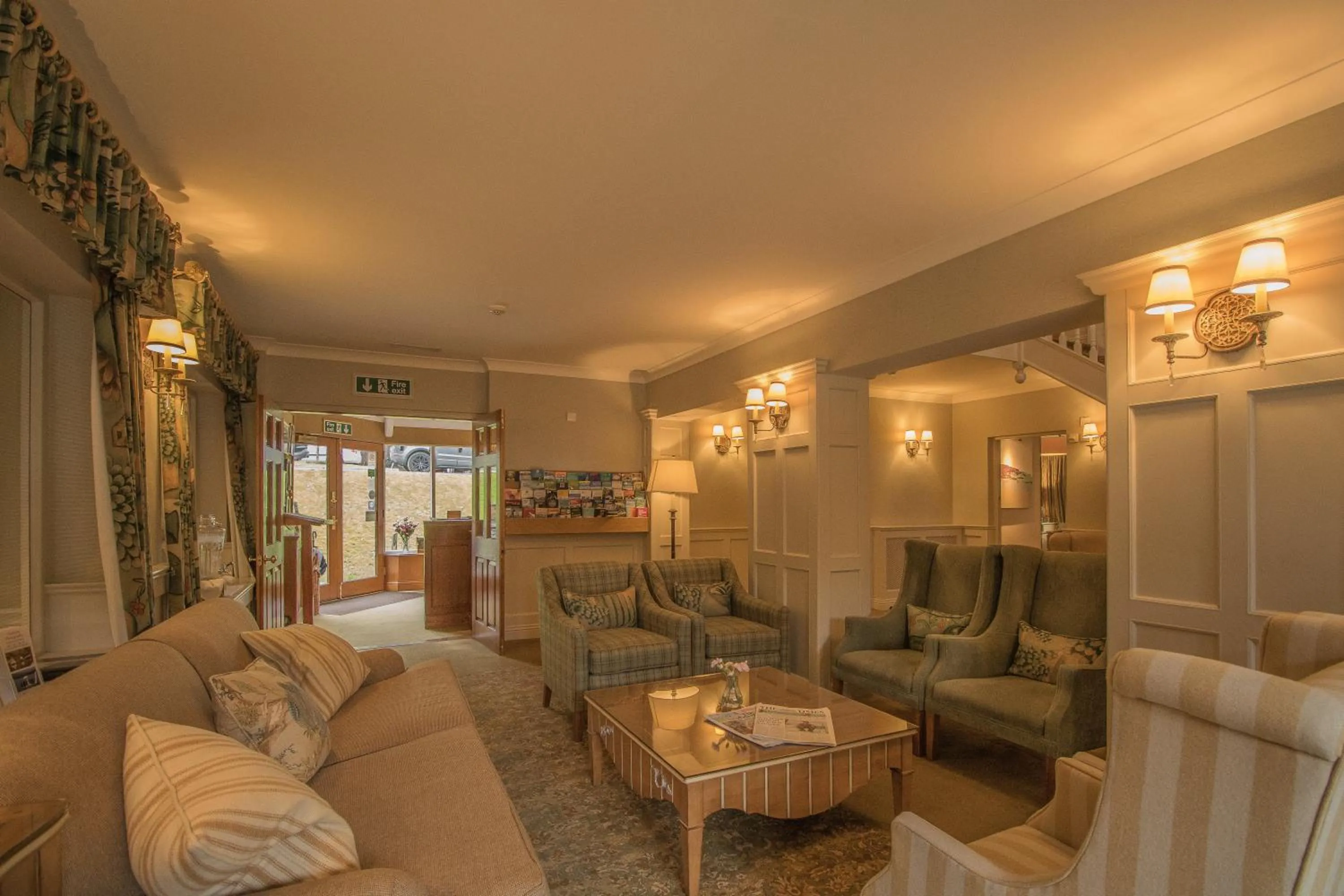 Communal lounge/ TV room in Cragwood Country House Hotel