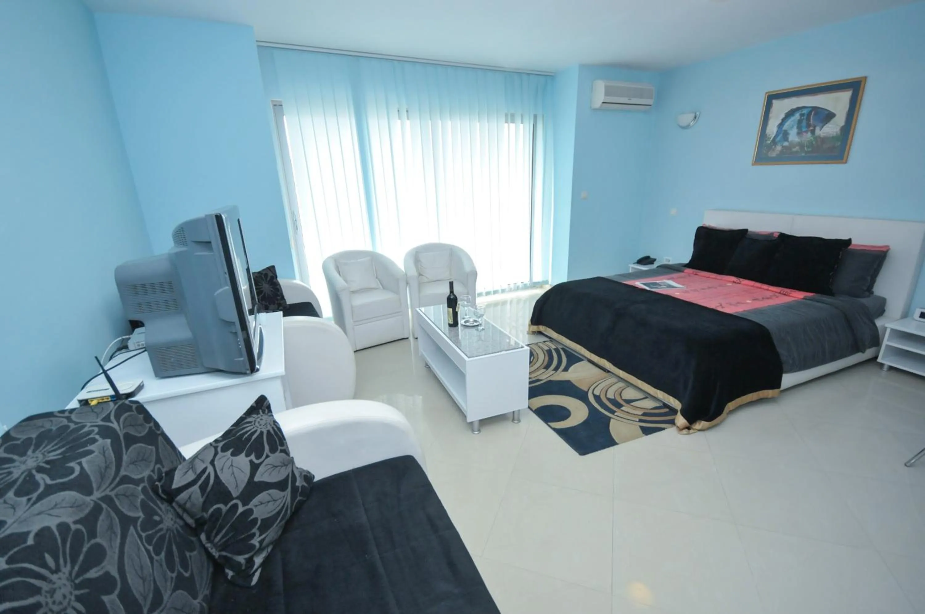 Bedroom, Bed in Hotel Oaza