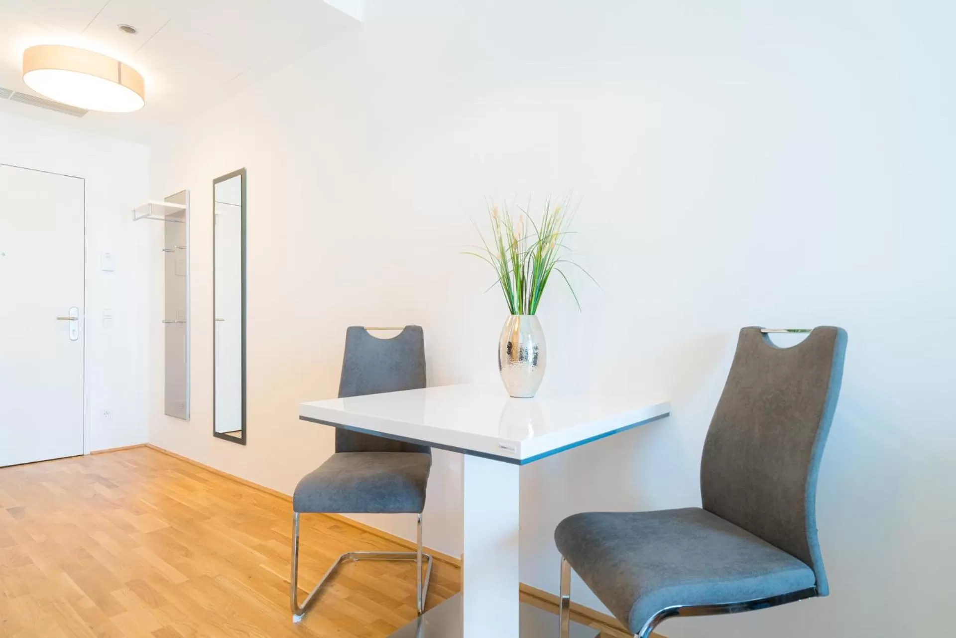 Vienna Residence, Marina Tower - Danube