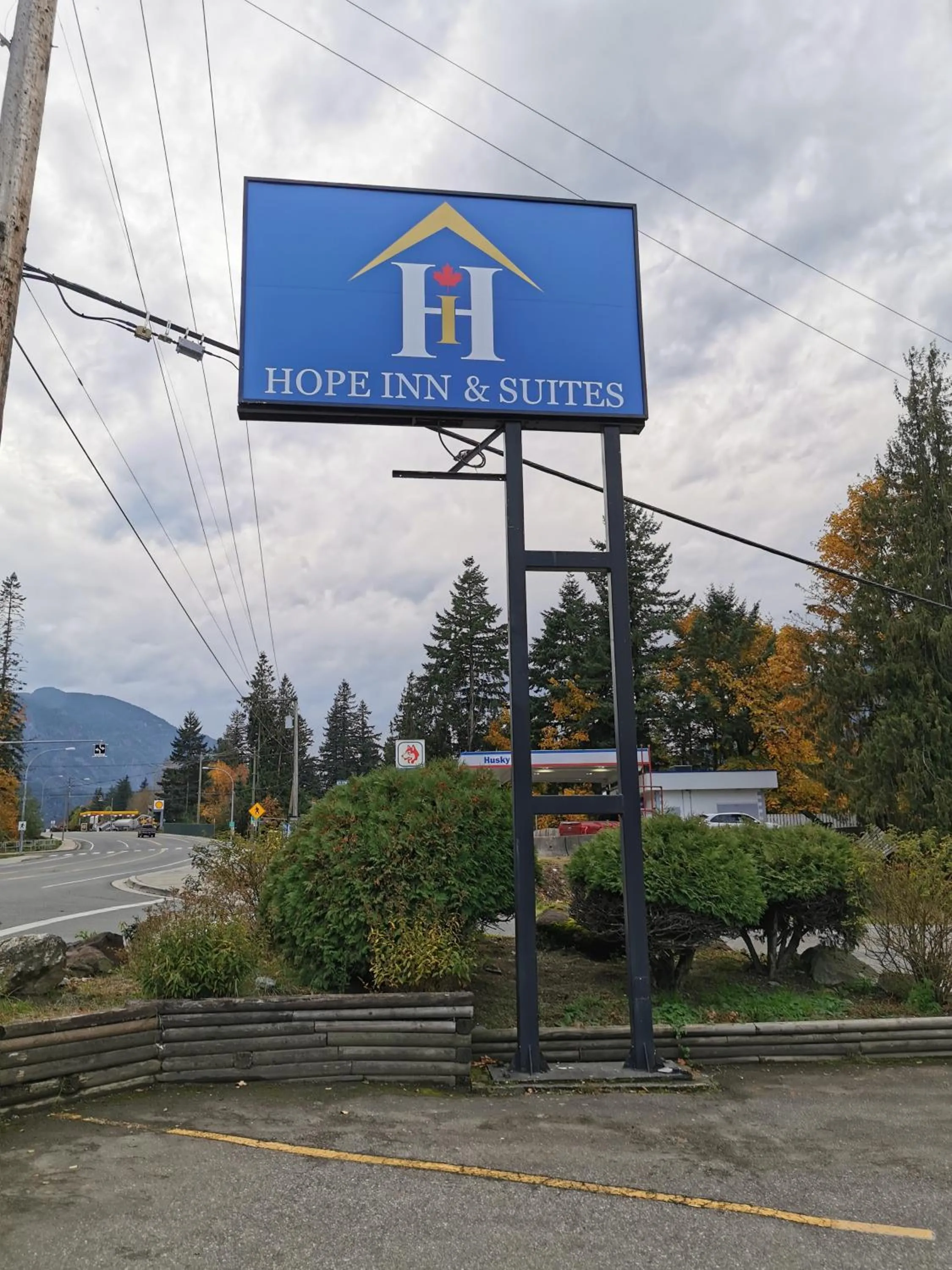 Logo/Certificate/Sign in Hope Inn and Suites
