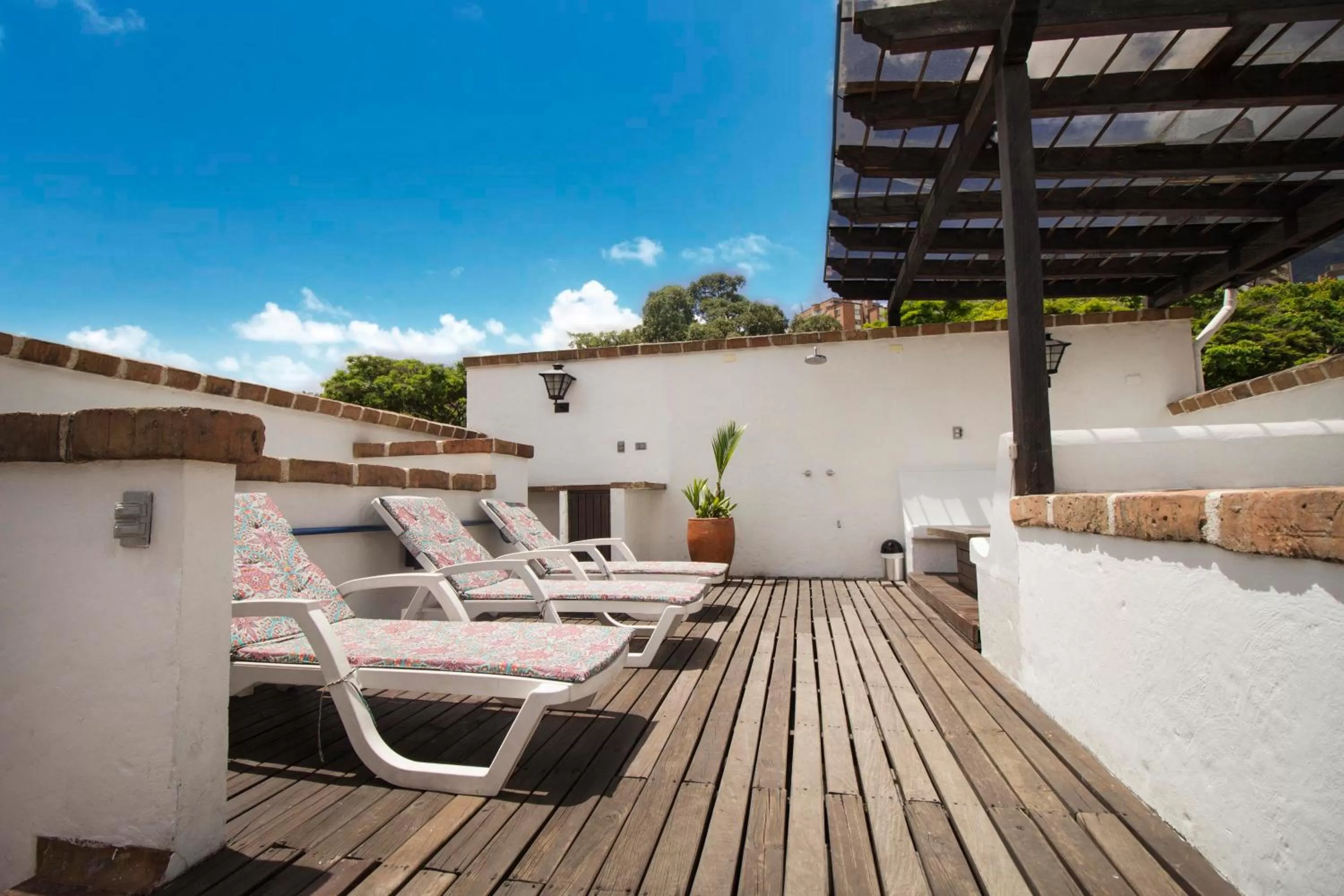 Balcony/Terrace, Swimming Pool in Casa Del Reloj