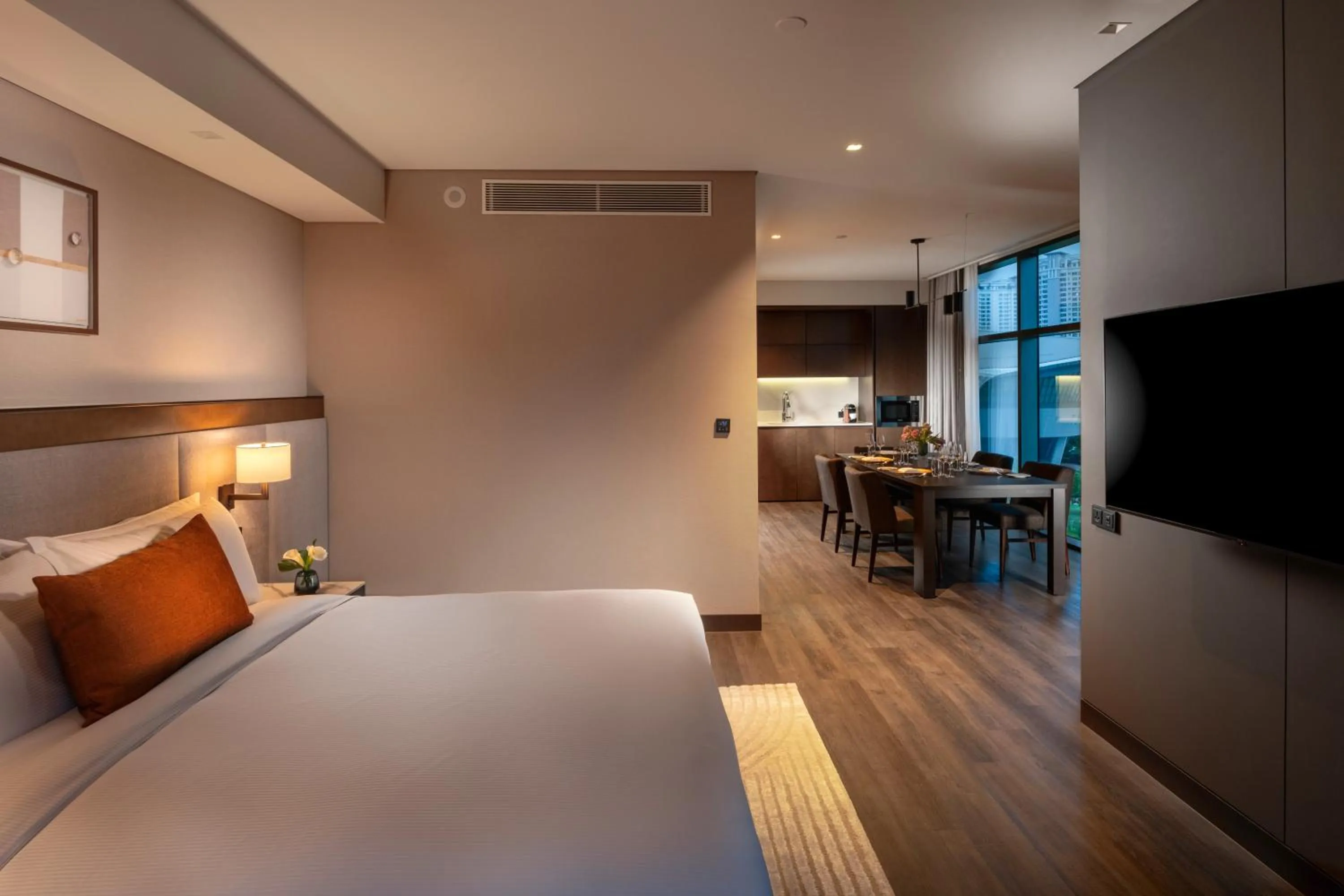 Bedroom, Bed in DoubleTree By Hilton Seoul Pangyo Residences