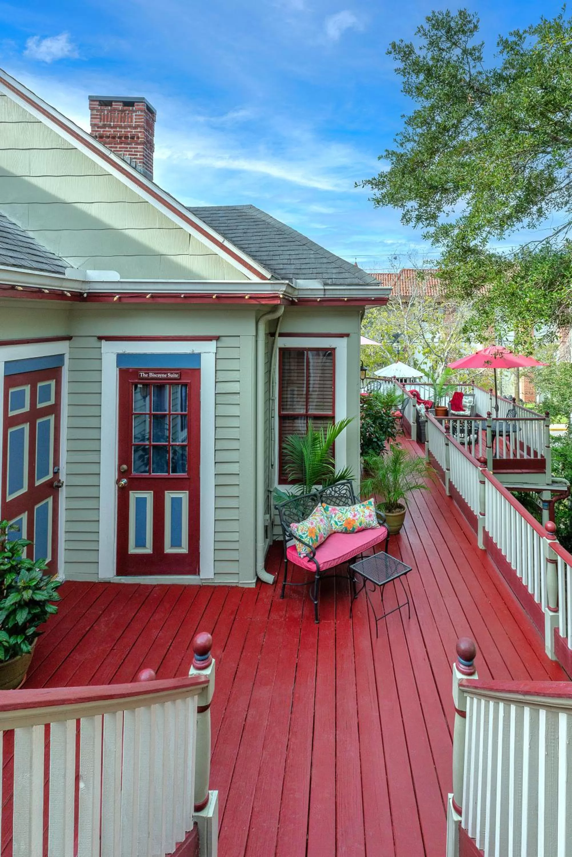 Balcony/Terrace in Cedar House Inn