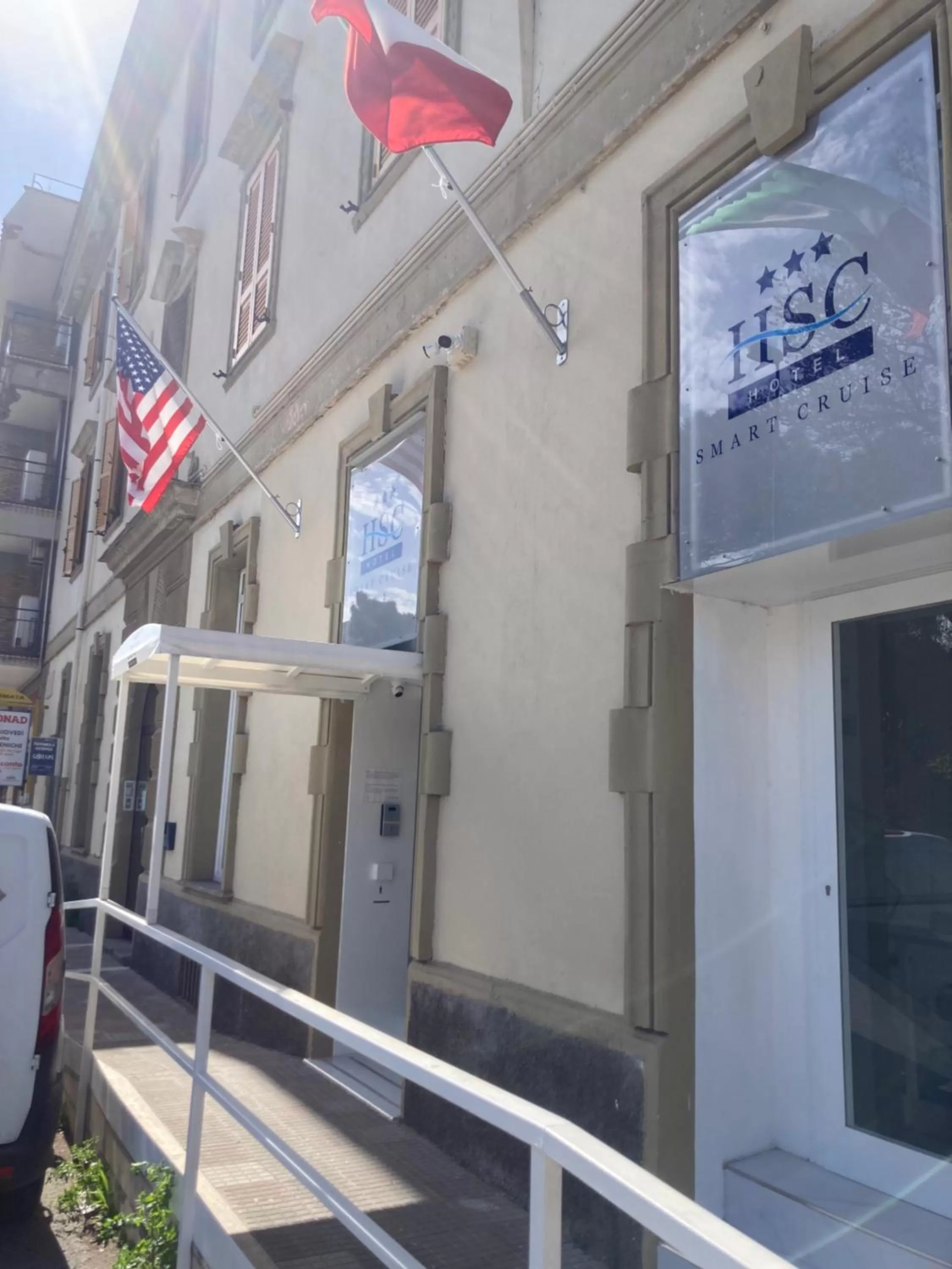 Property building in Hotel Smart Cruise