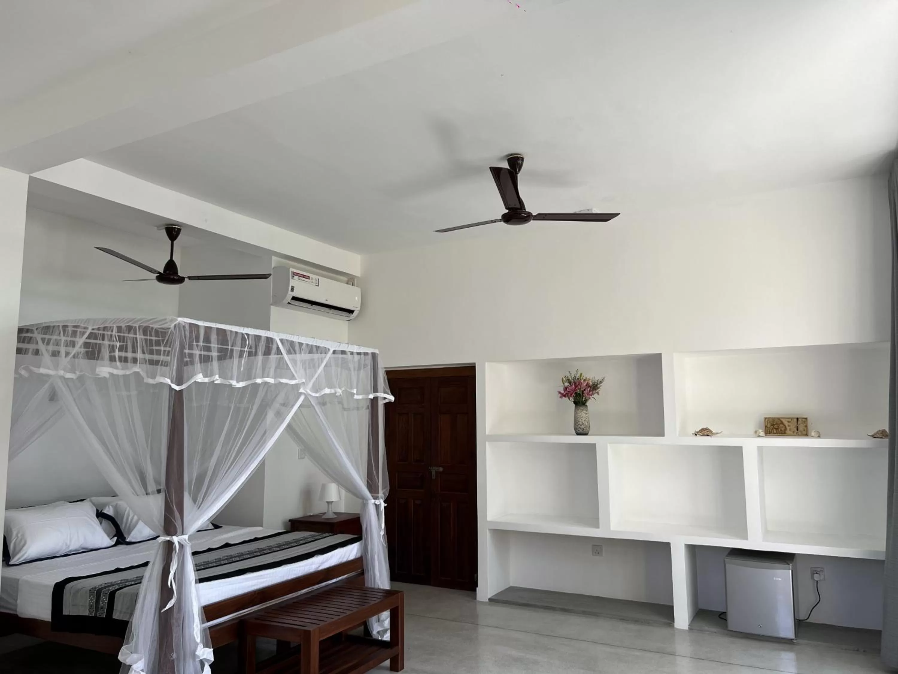 Bed in Galawatta Beach Resort