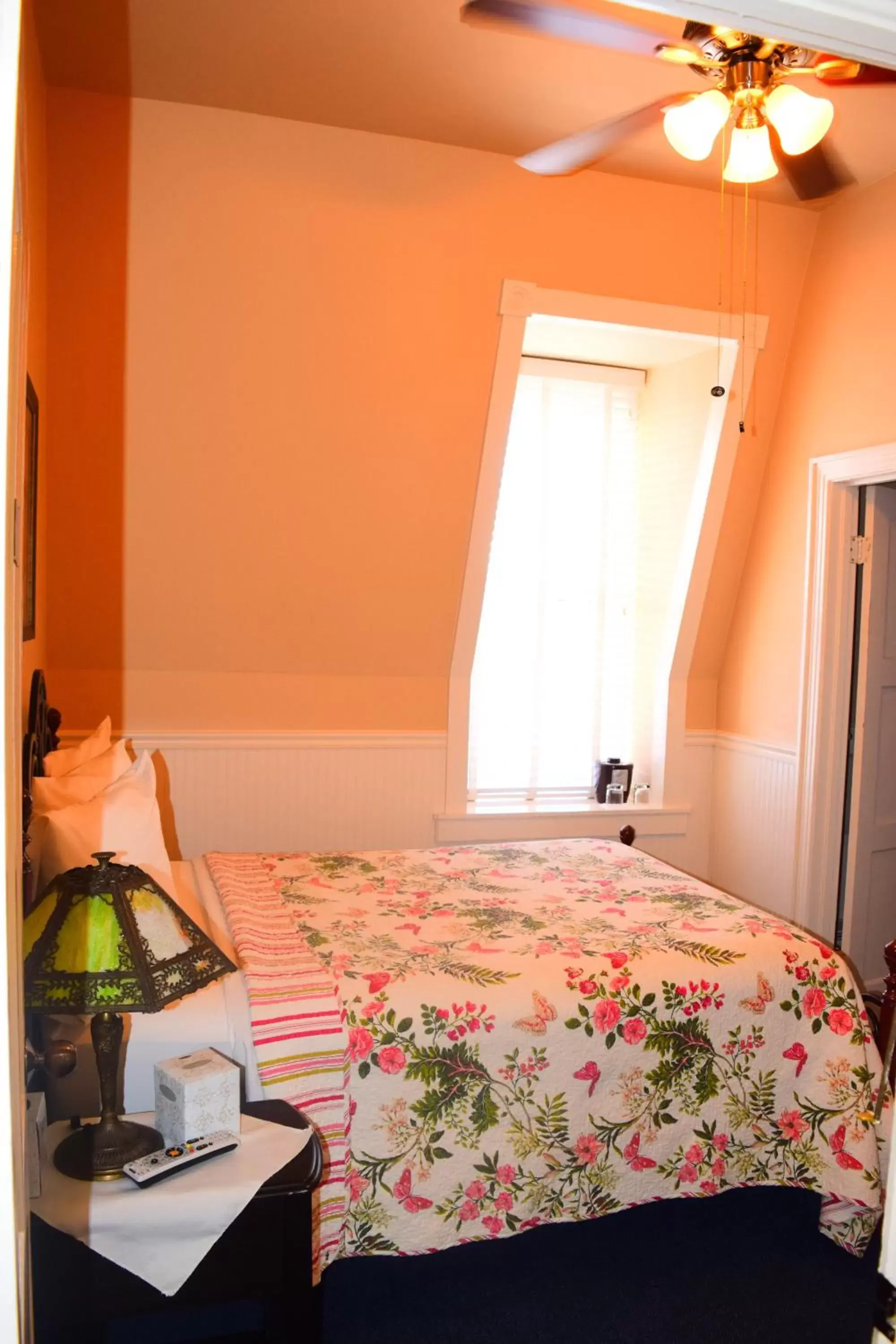 Double Room with Mountain View in Grand Imperial Hotel Double Room with Mountain View in Grand Imperial Hotel