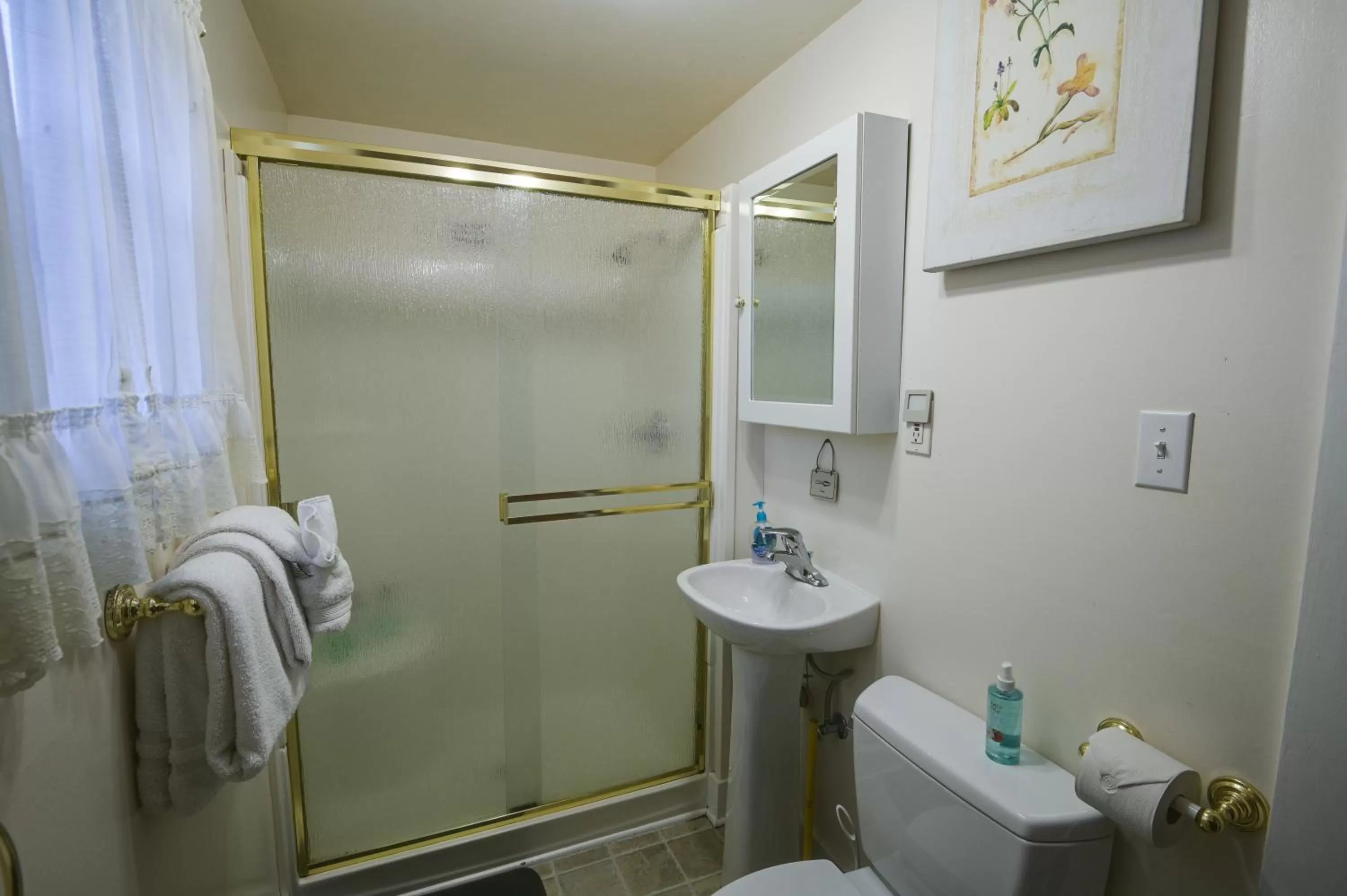 Shower in The Captains Quarters