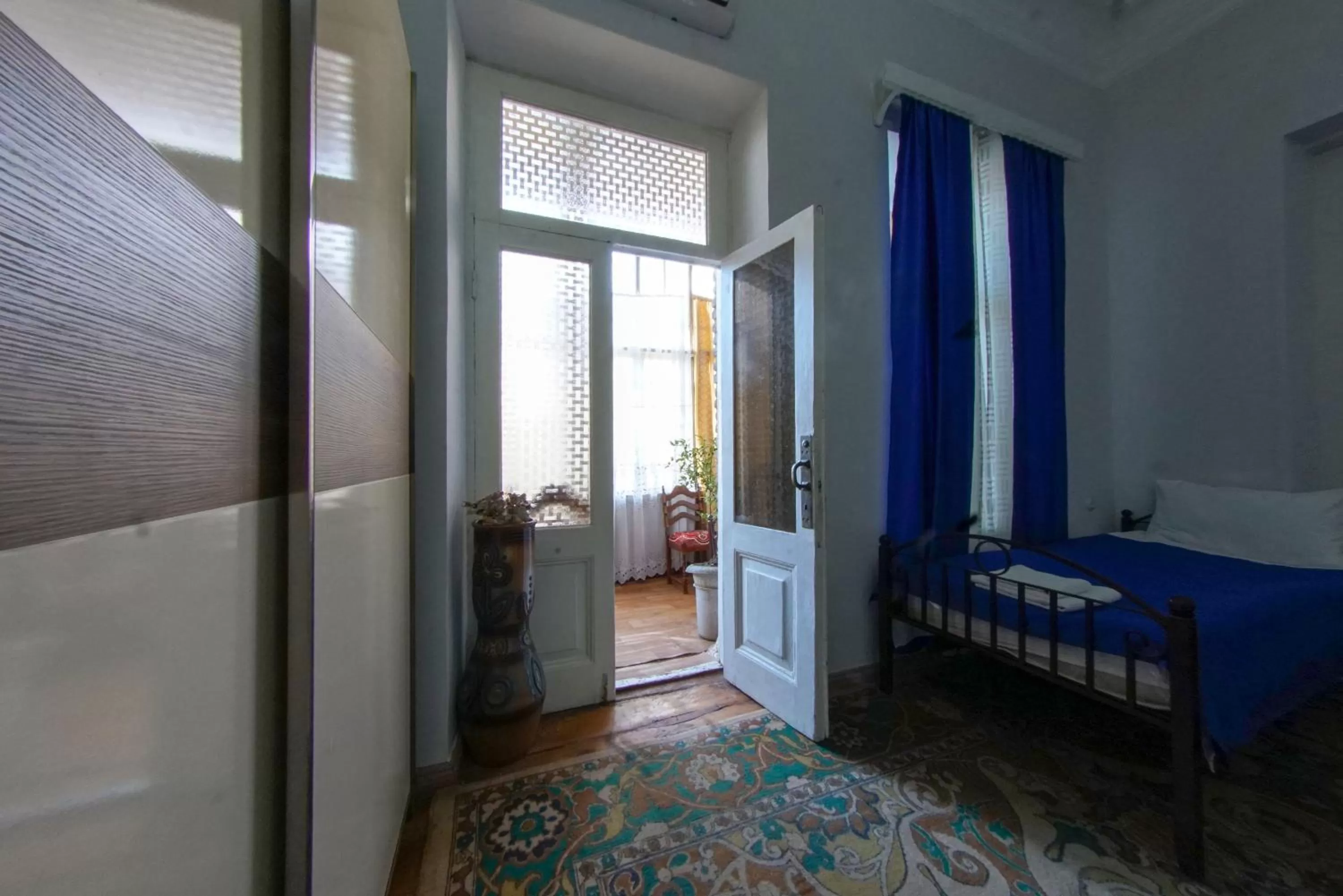 Balcony/Terrace, Bed in House 1899