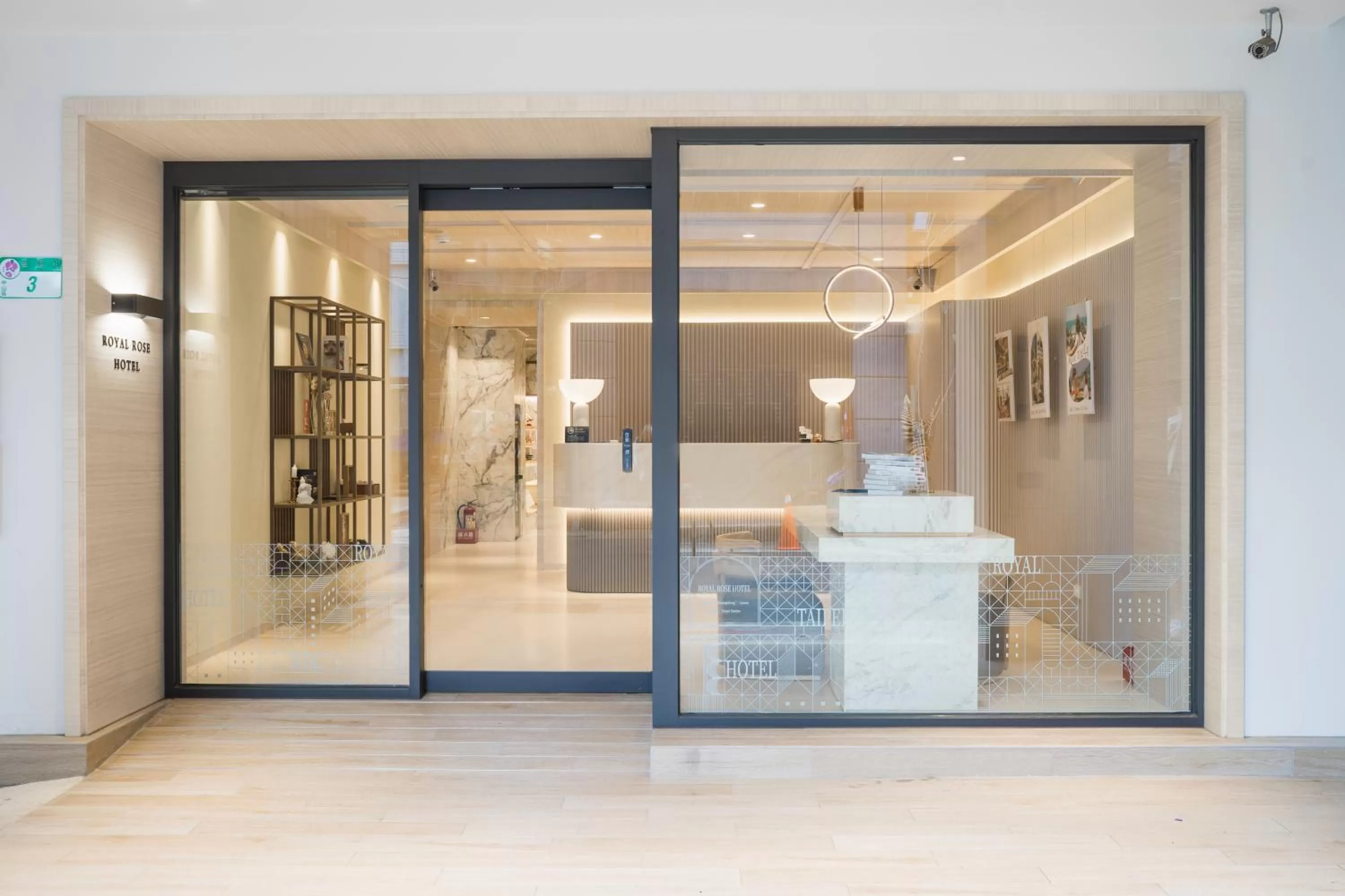 Property building in Royal Rose Hotel Taipei Station