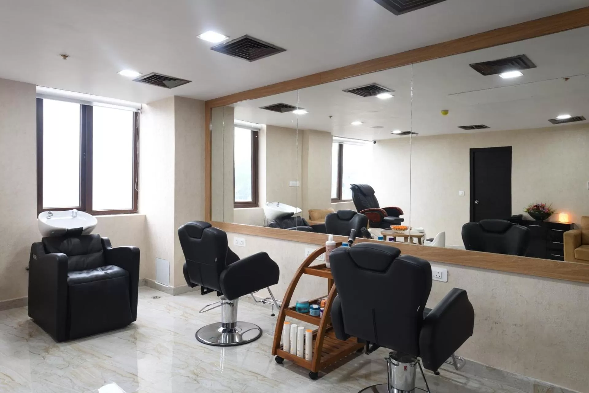 Ramada by Wyndham Gangtok Hotel & Casino Golden