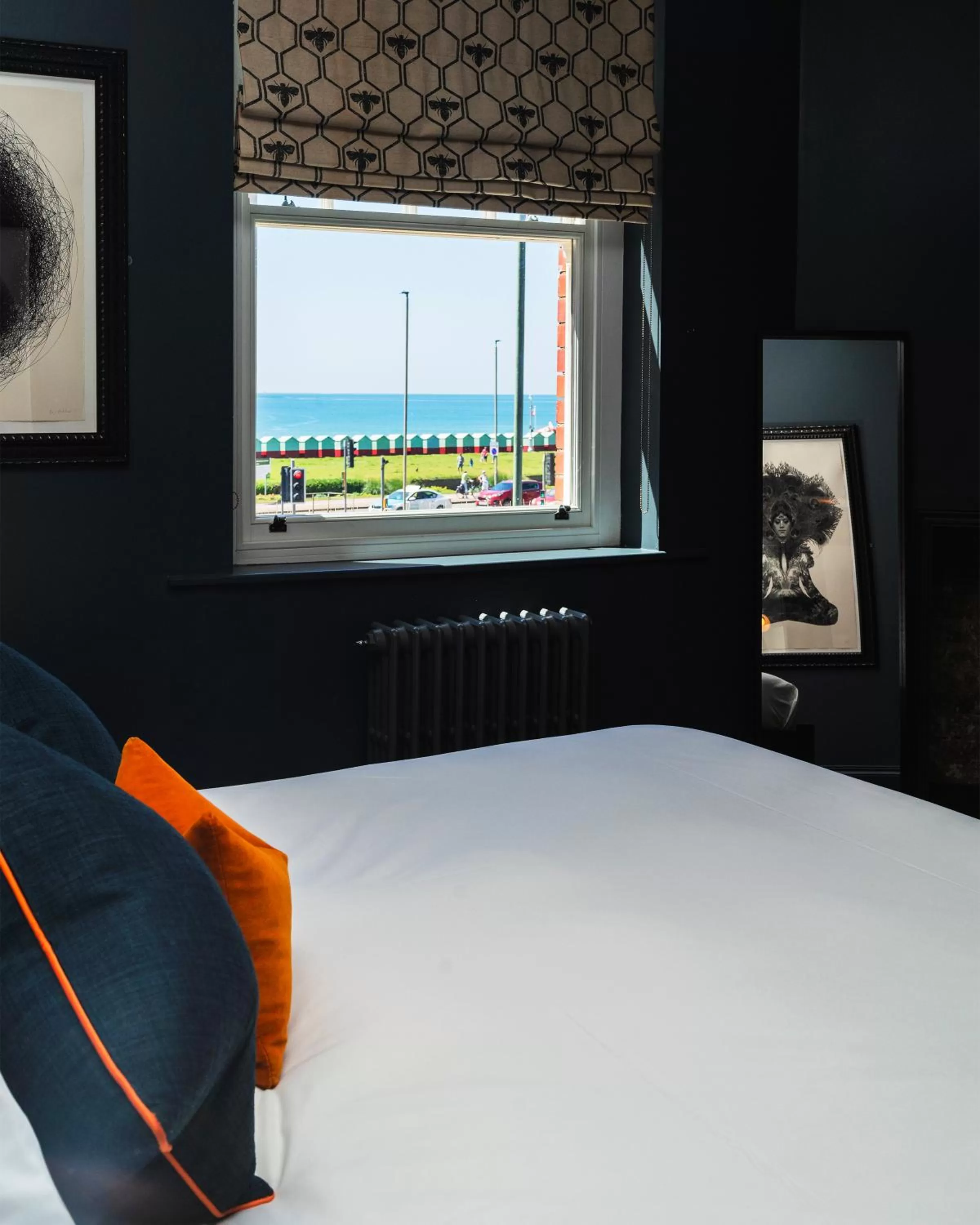 Bedroom, Bed in The Ginger Pig