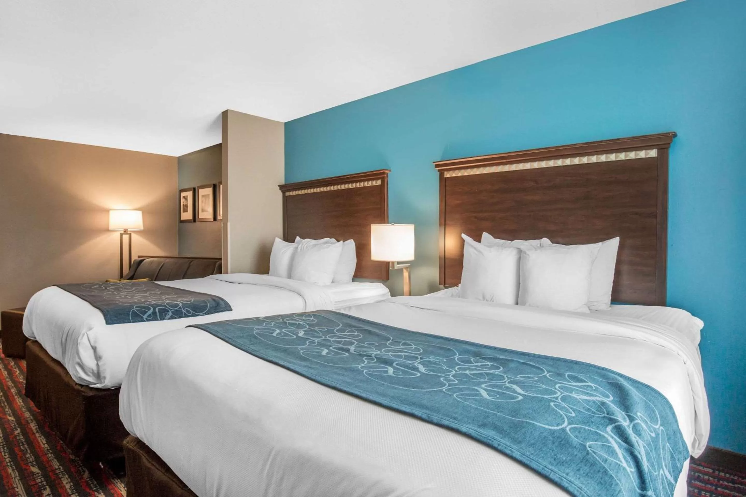 Bed in Comfort Suites Fairview Heights Saint Louis