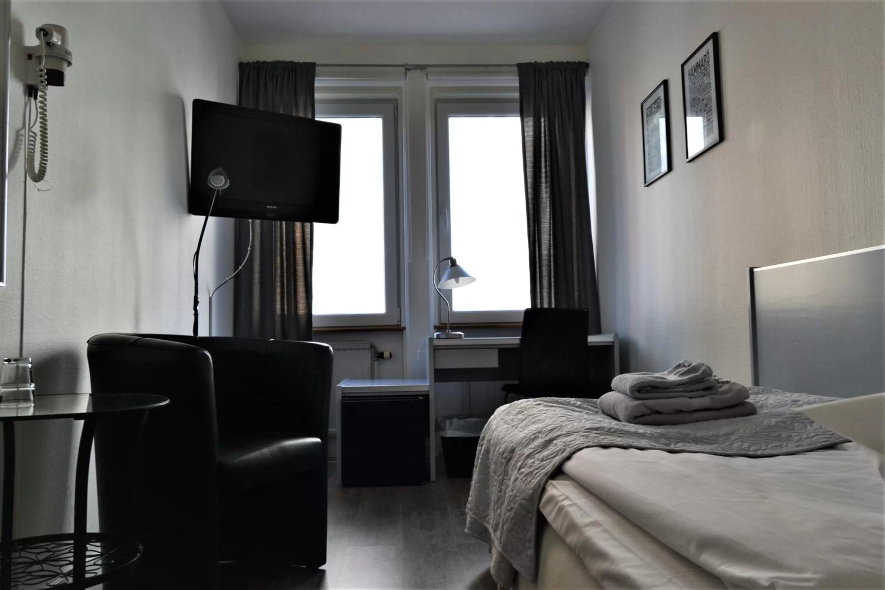 Bed in Solsta Hotell