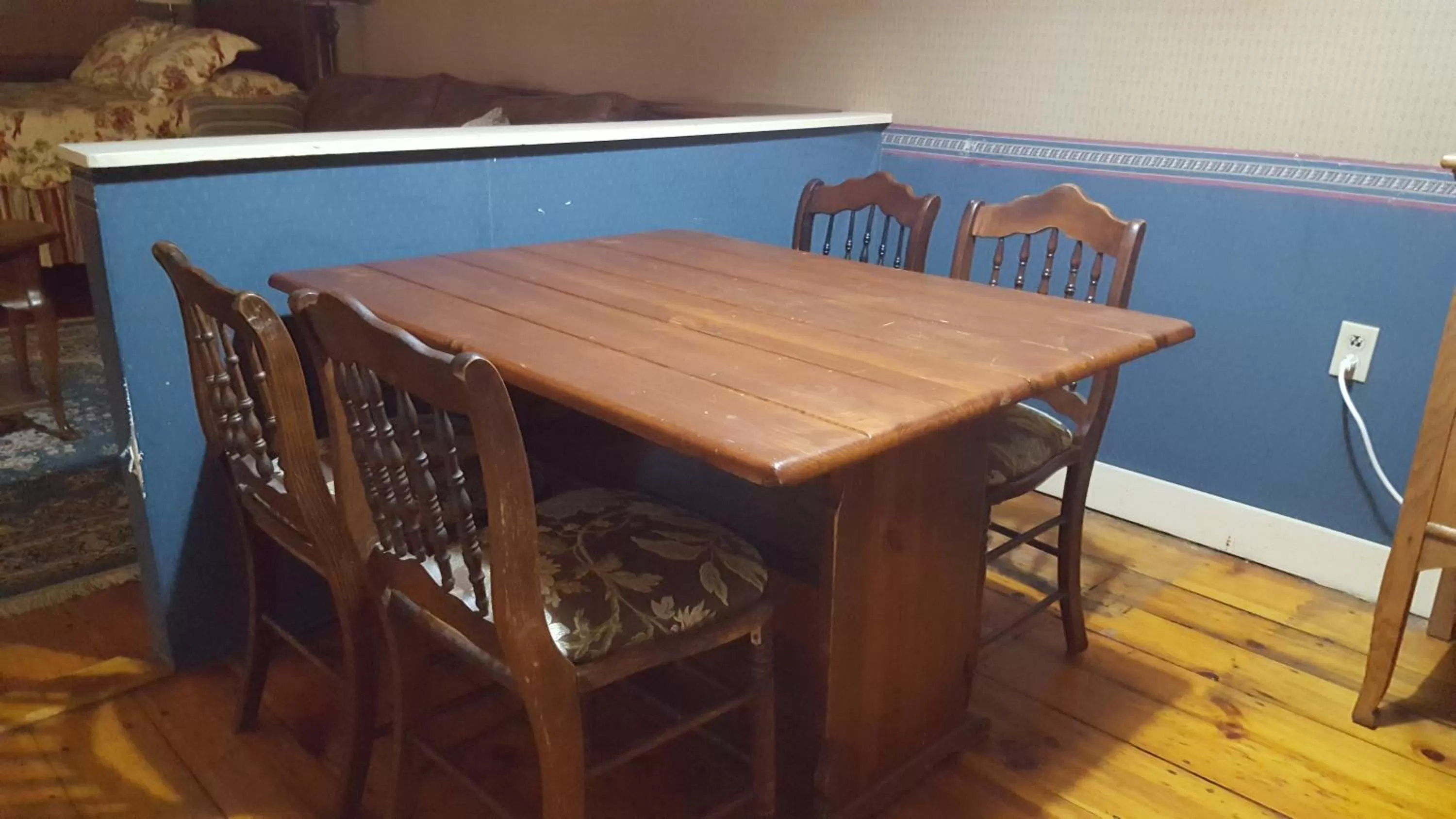 Food and drinks in Holidae House Bed & Breakfast