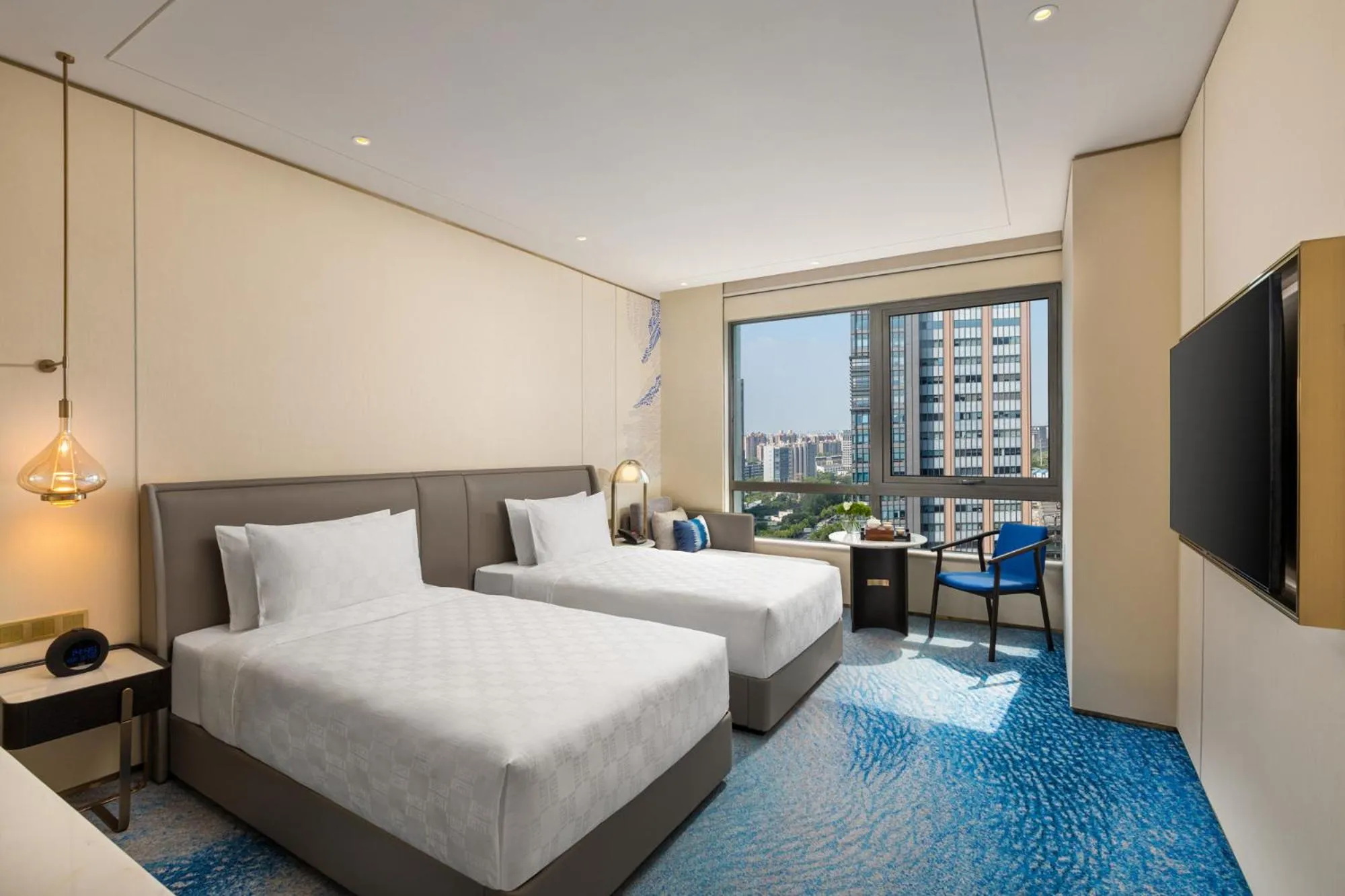 Bed in HUALUXE Shanghai Changfeng Park - Park Lake View