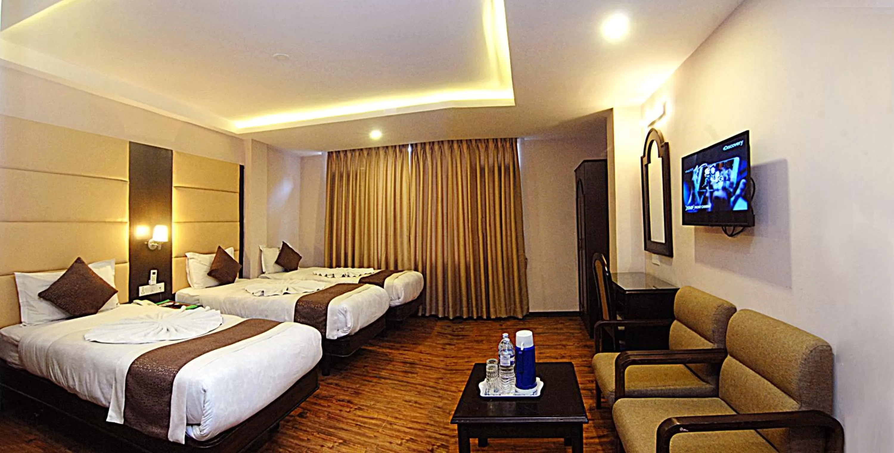 Bedroom, Bed in Kathmandu Grand Hotel