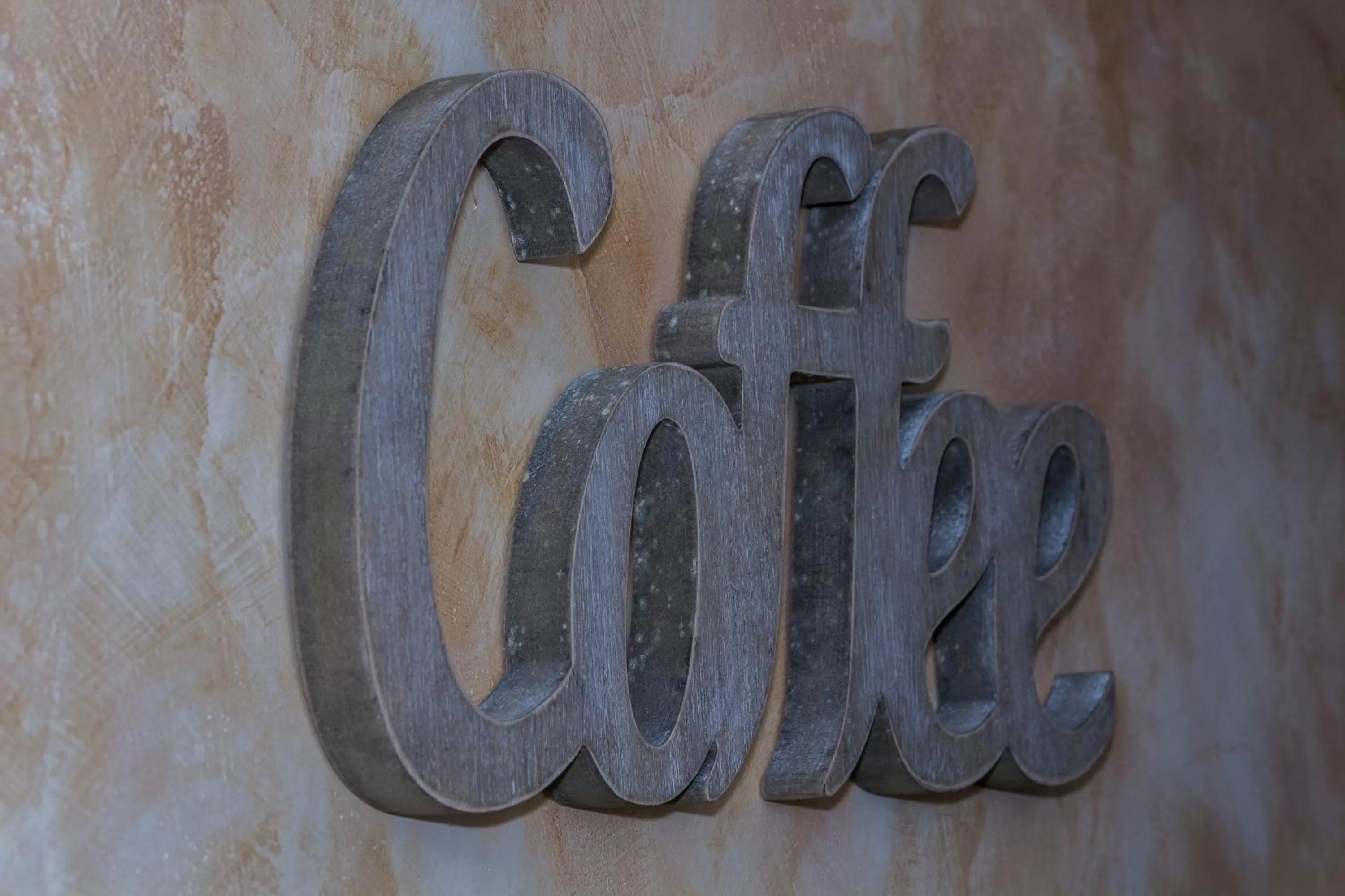 Breakfast in On The Rainbow B&B