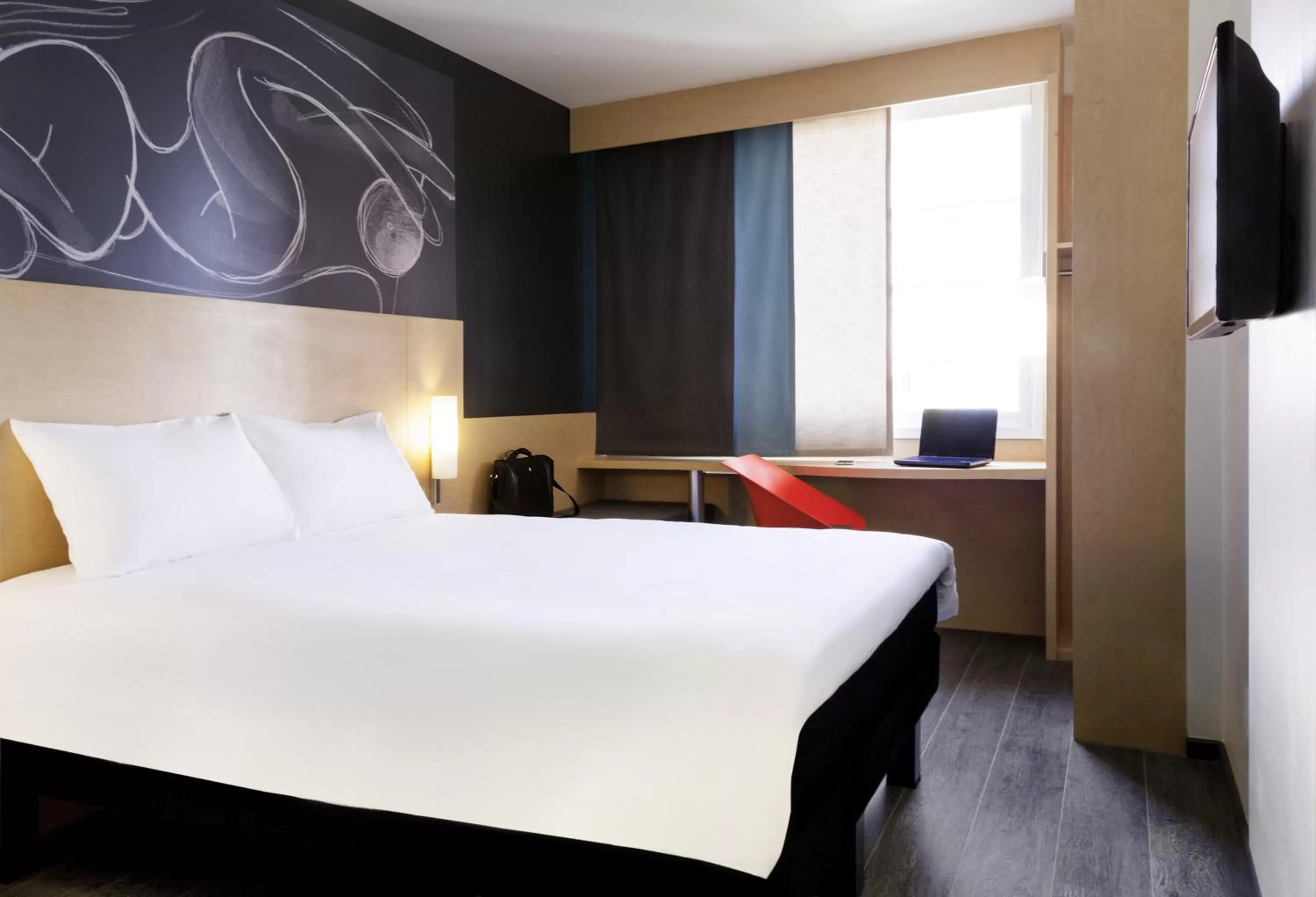 Bed in Ibis Mexico Alameda