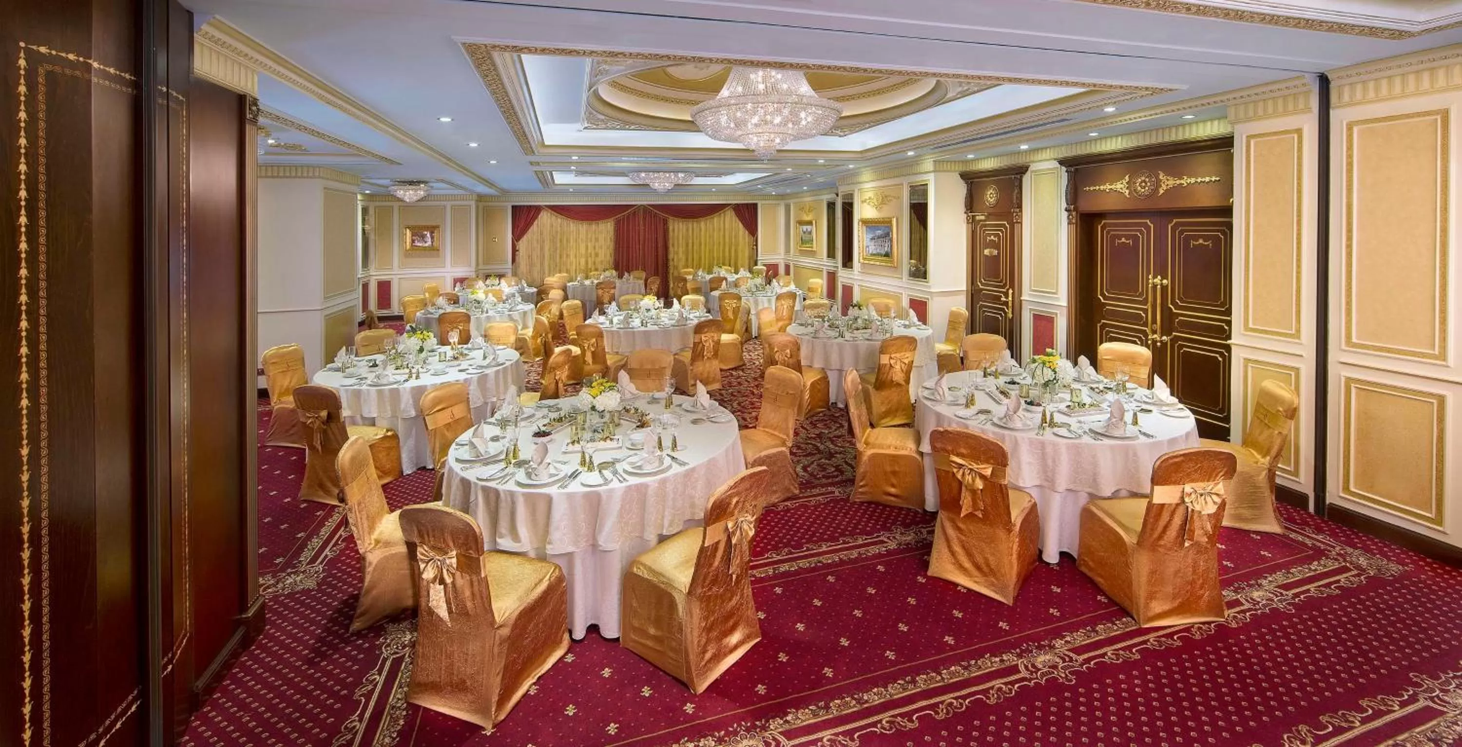 Meeting/conference room in Royal Rose Abu Dhabi, a Curio Collection by Hilton Affiliated Hotel