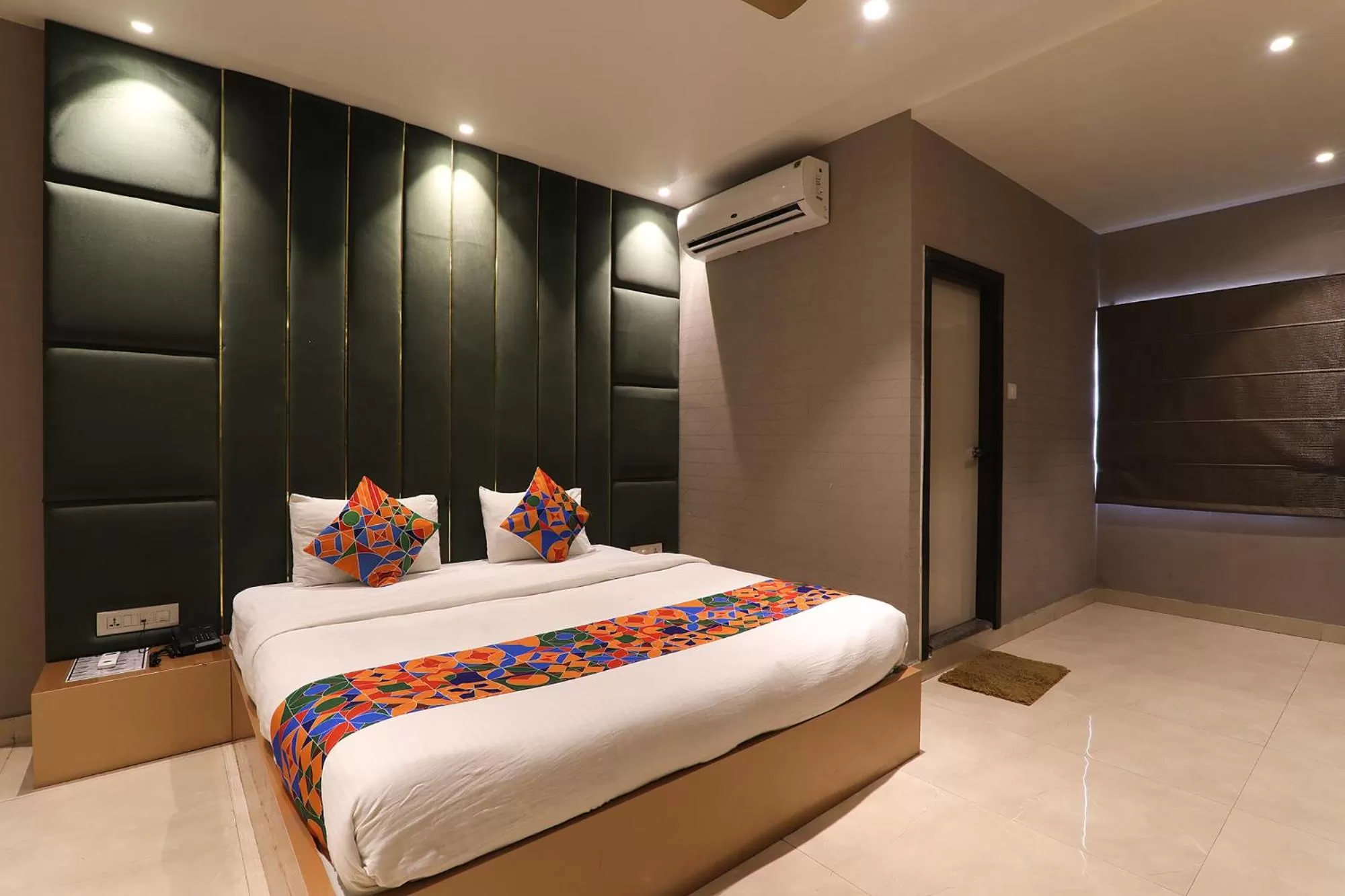 Bed in FabHotel Maya Crystal