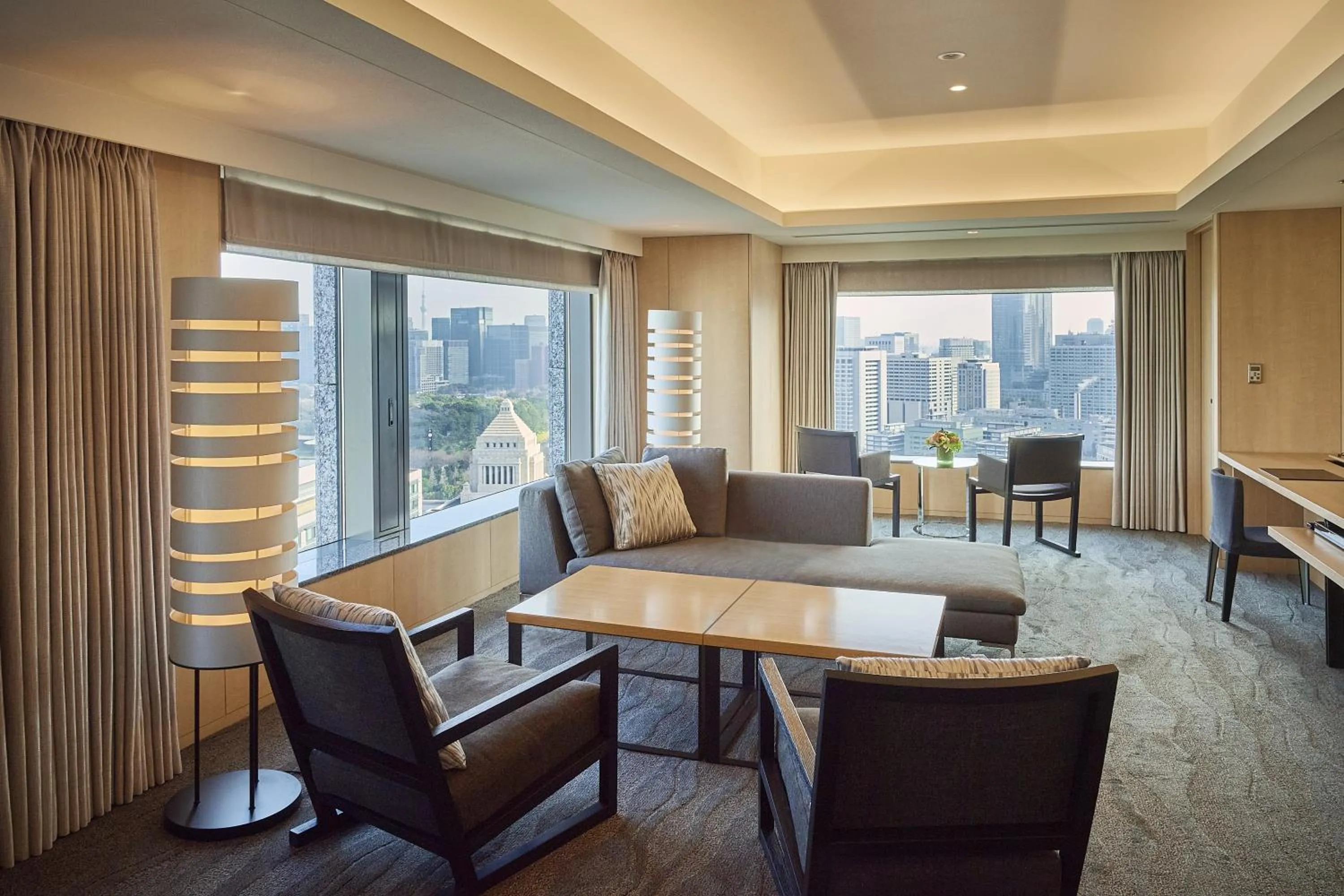 Living room in The Capitol Hotel Tokyu