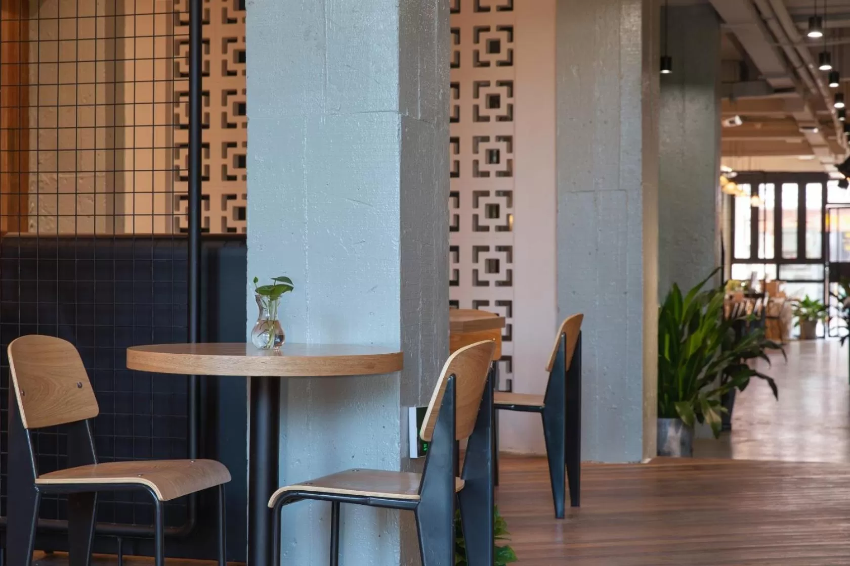 Restaurant/Places to Eat in Wander Hostel