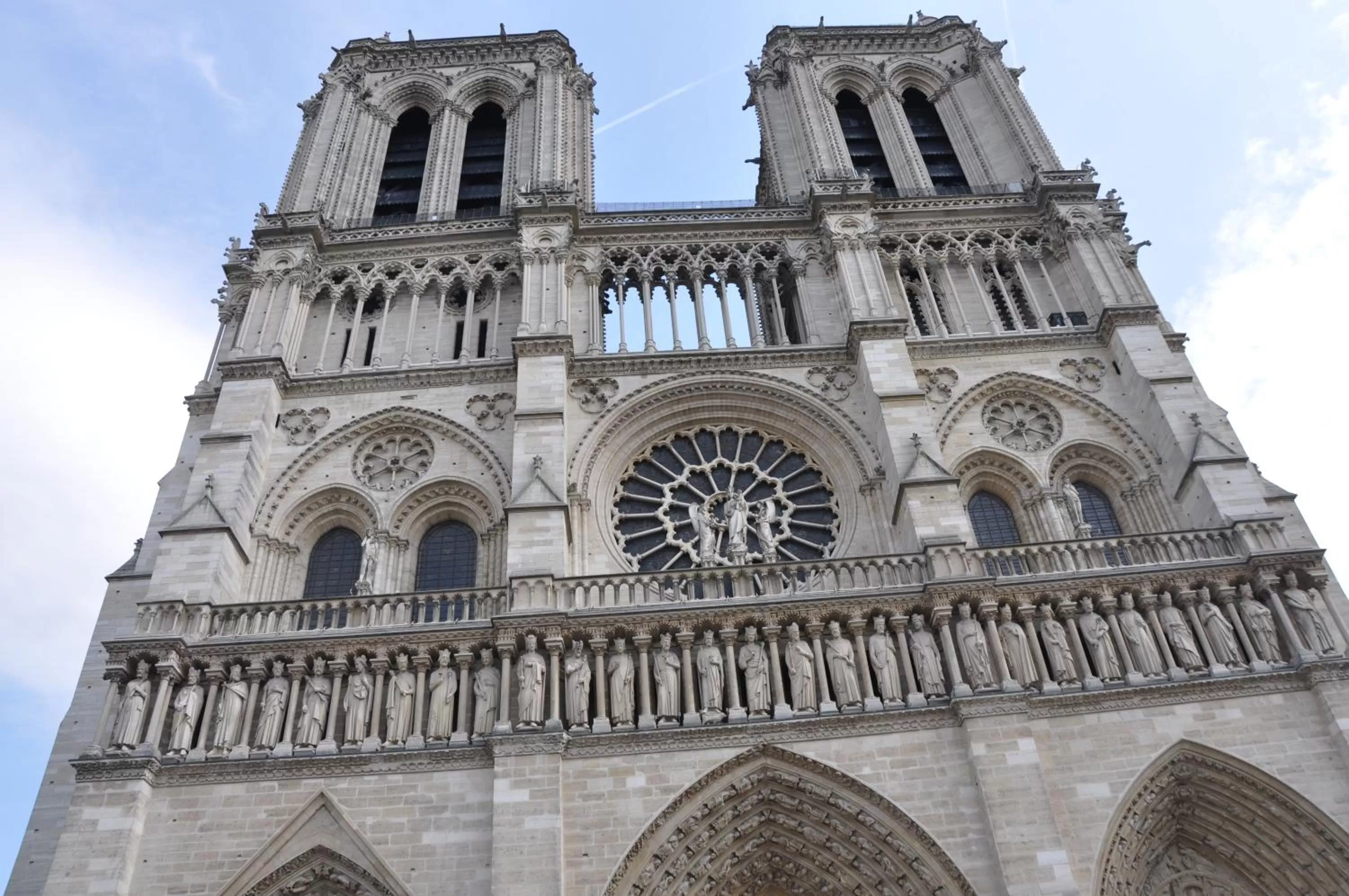 Location in Beatrice et Emmanuel Meublé Eiffel