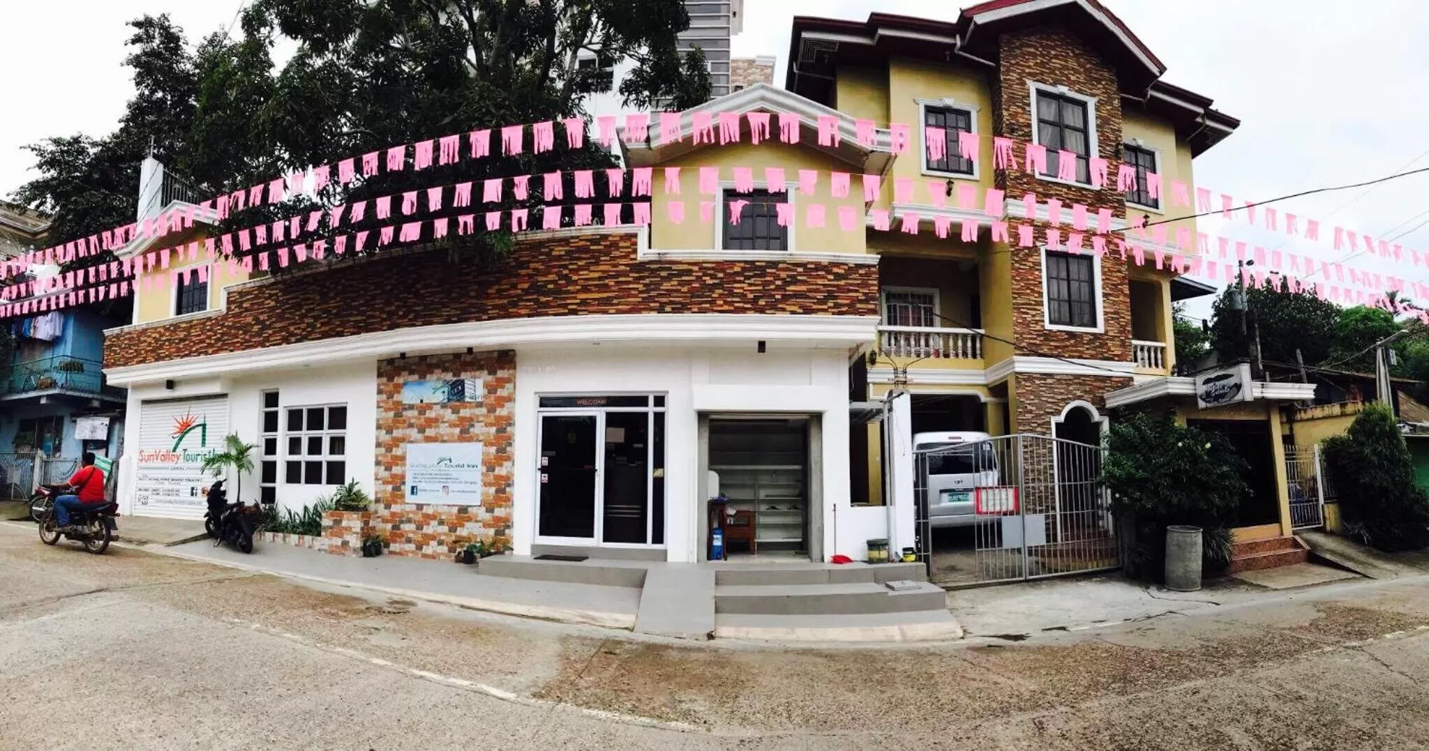 Property building in SunValley Tourist Inn