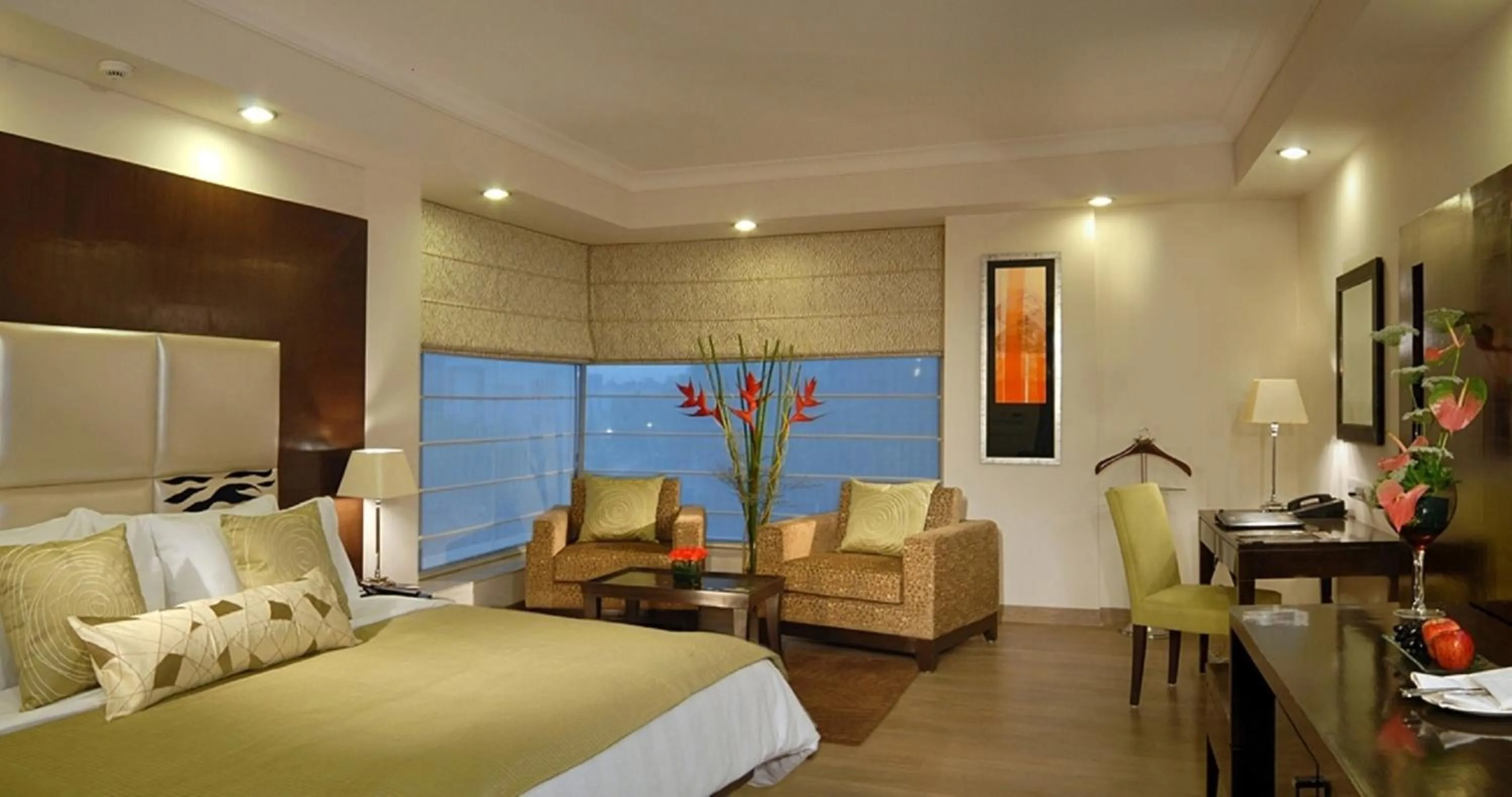 Bedroom, Bed in Fortune Sector 27, Noida - Member ITC Hotels' Group
