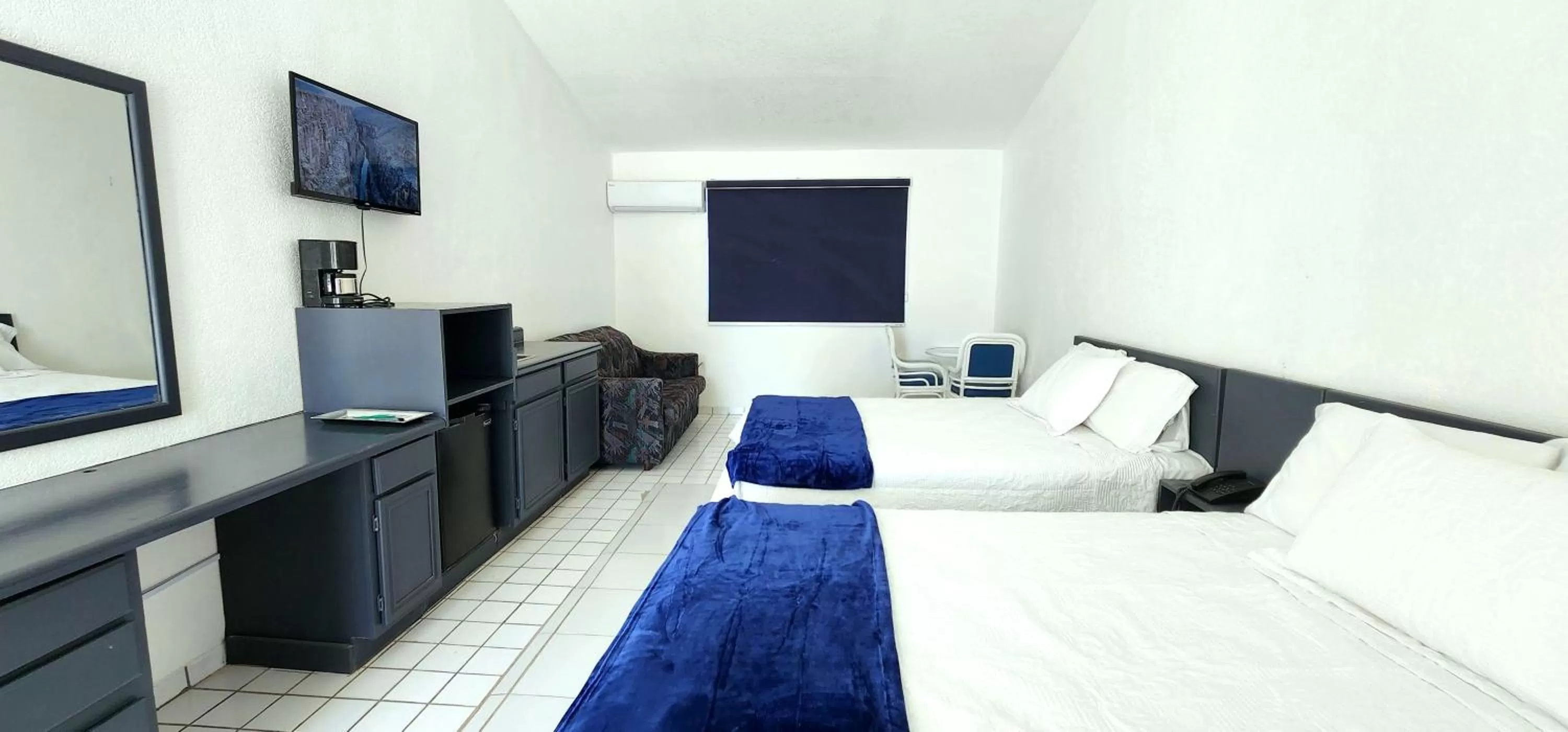 Queen Suite in Playa Inn Rocky Point