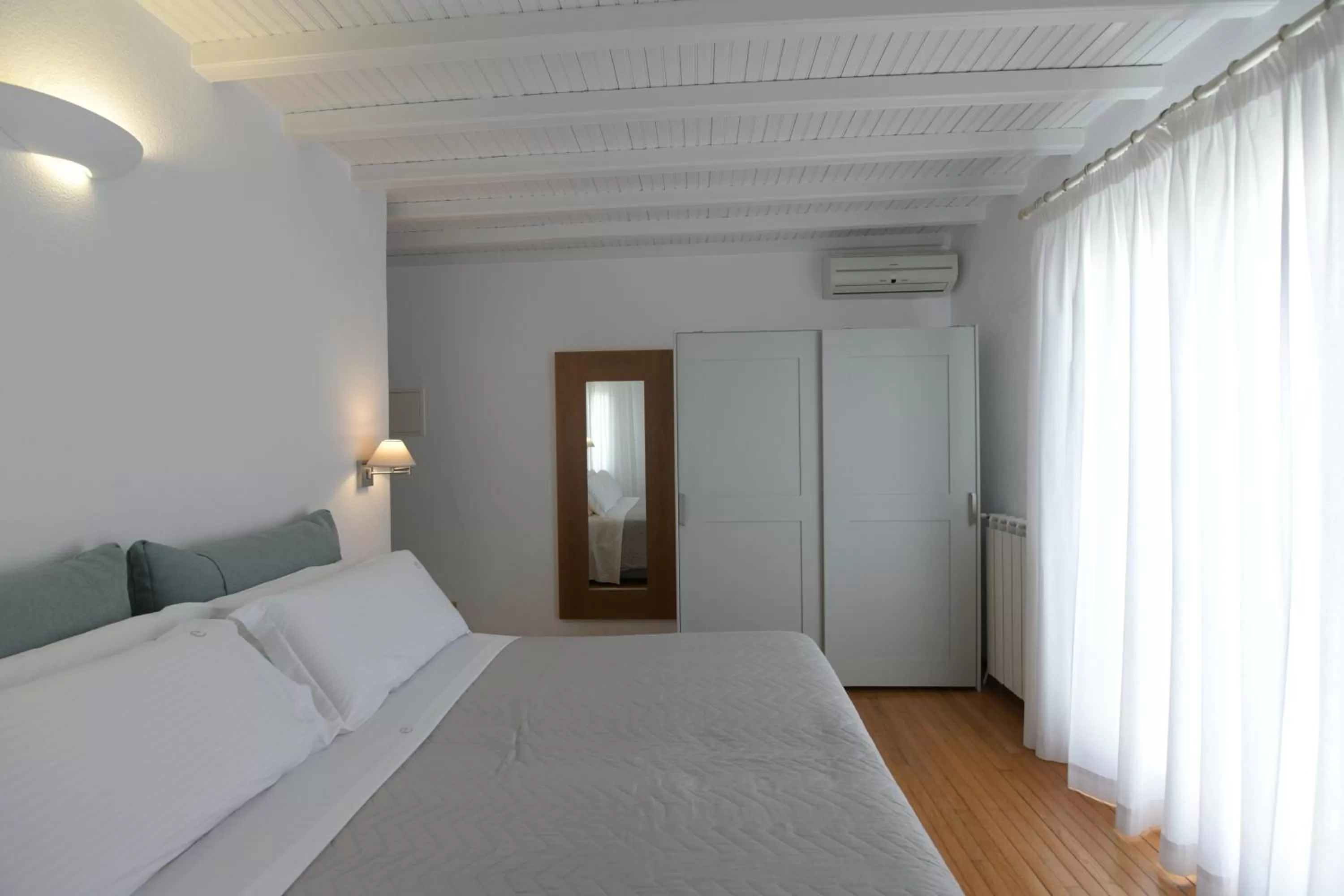 Photo of the whole room, Bed in Elena Hotel Mykonos