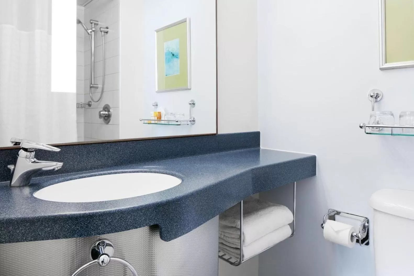 Mobility Accessible Standard Room in Club Quarters Hotel St Paul's, London