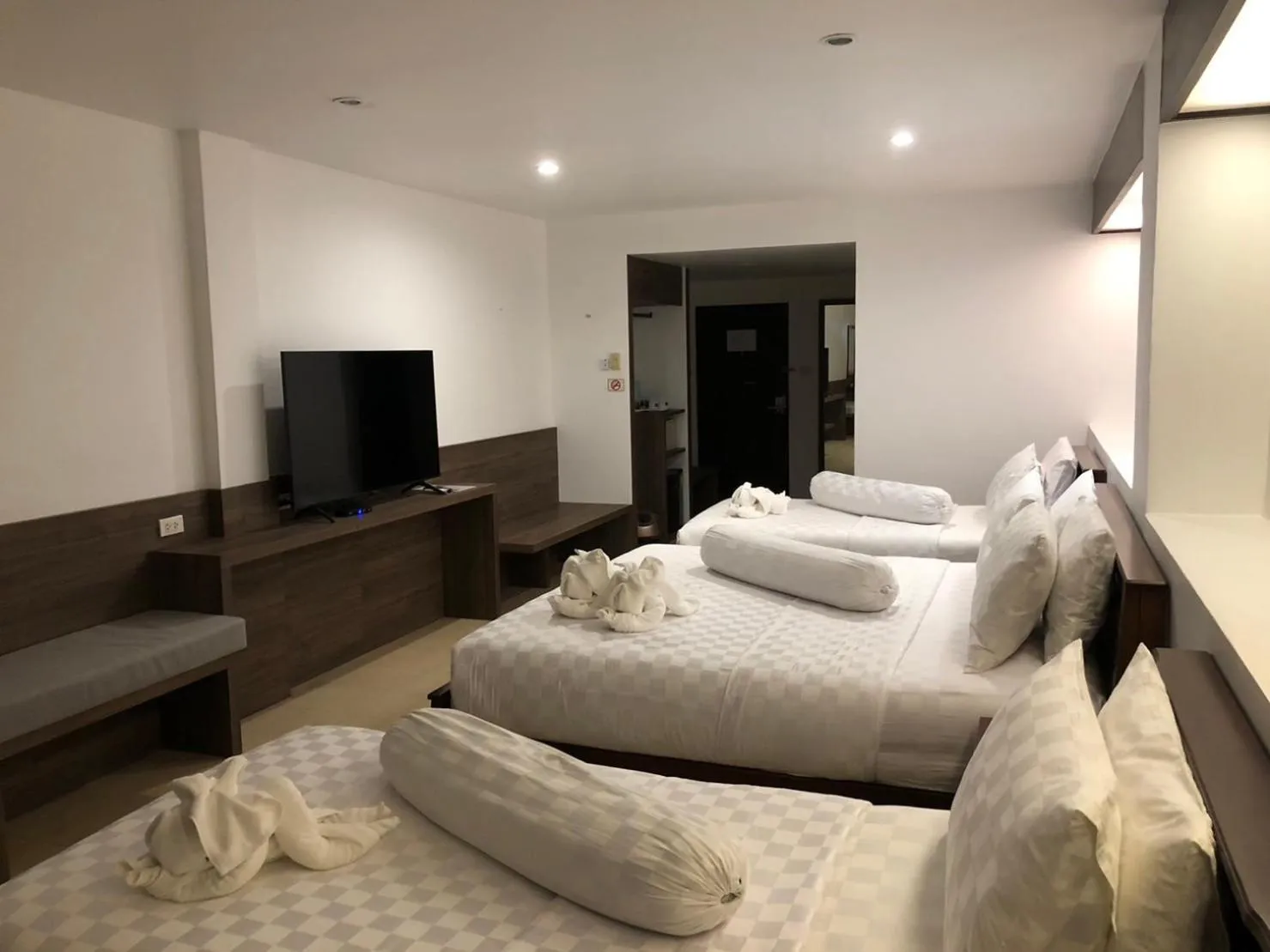 Bed in Baantalay Thungwualaen