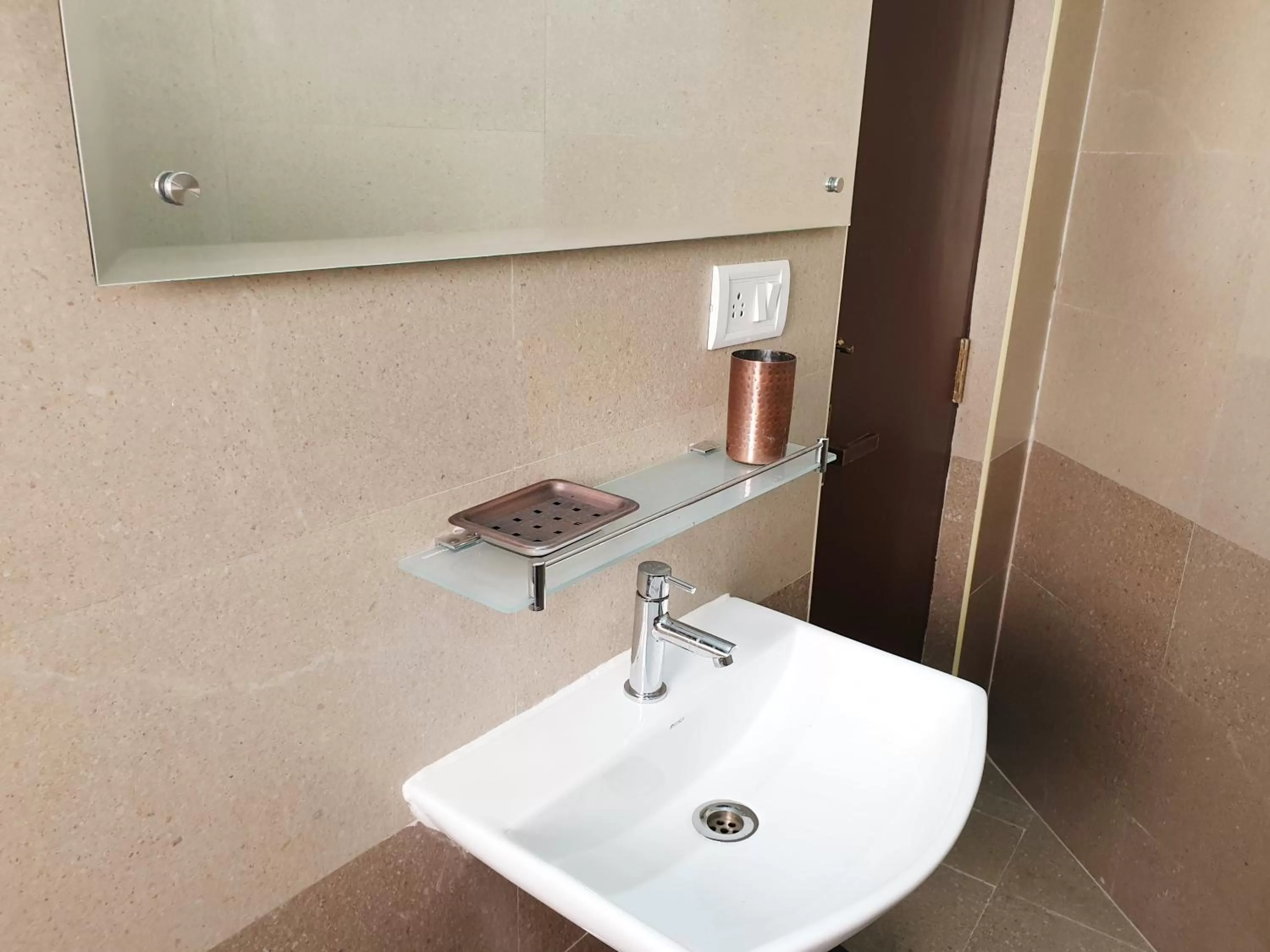 Bathroom in Chippy Inn