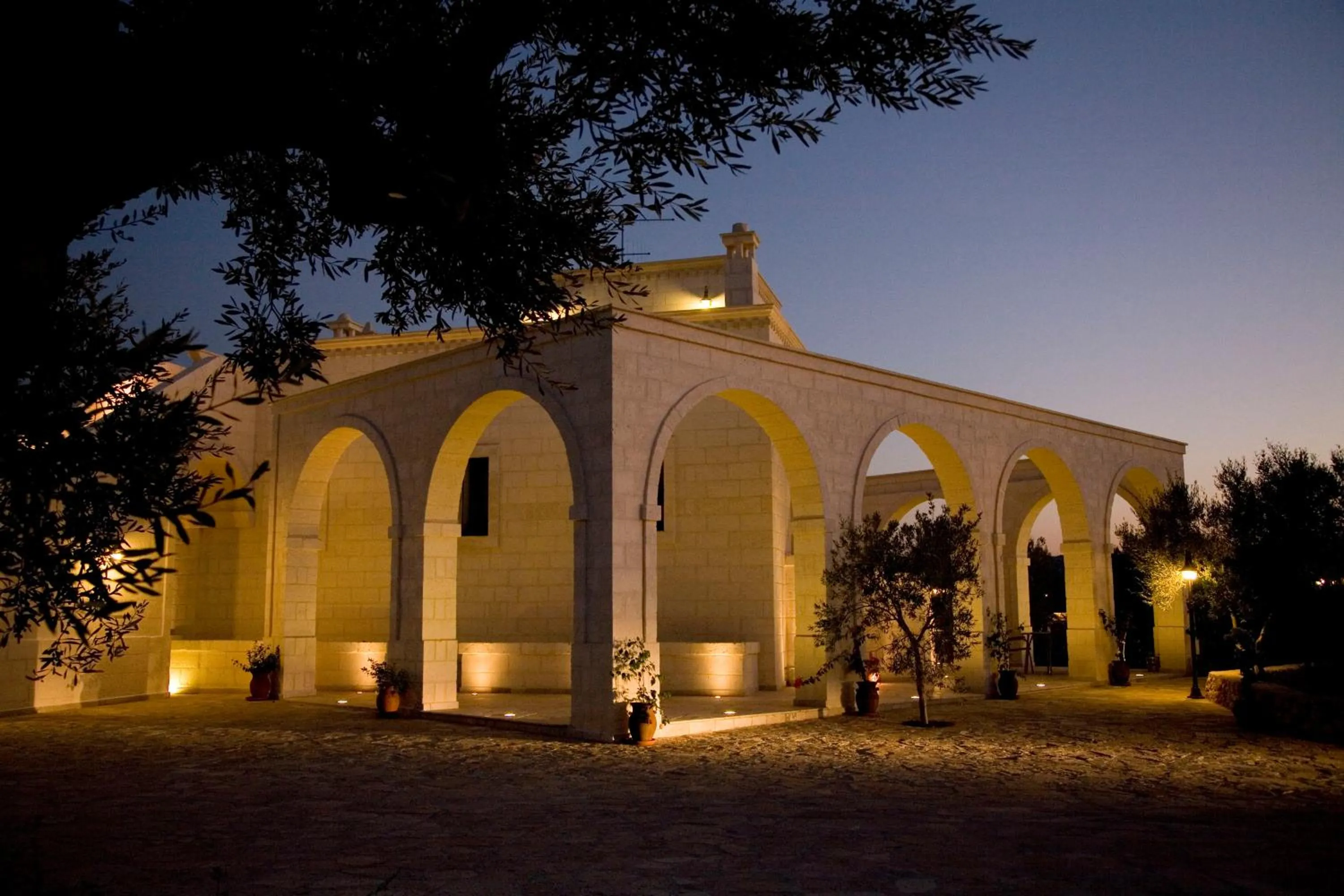 Facade/entrance in Pignata