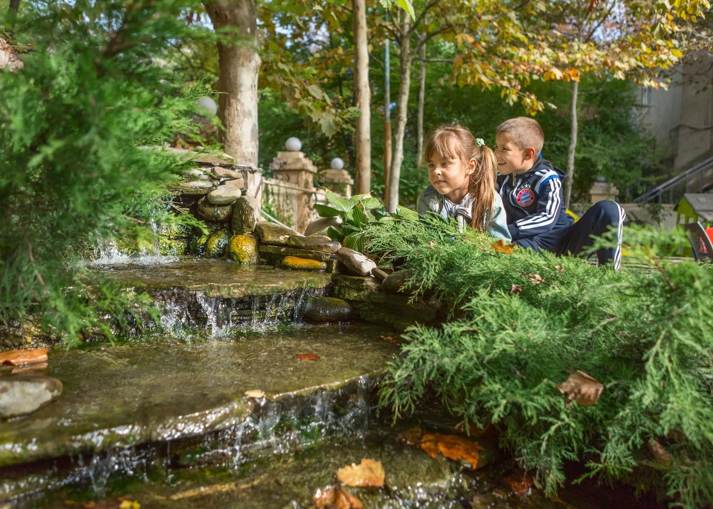 Restaurant/places to eat in Lermontovskiy Hotel