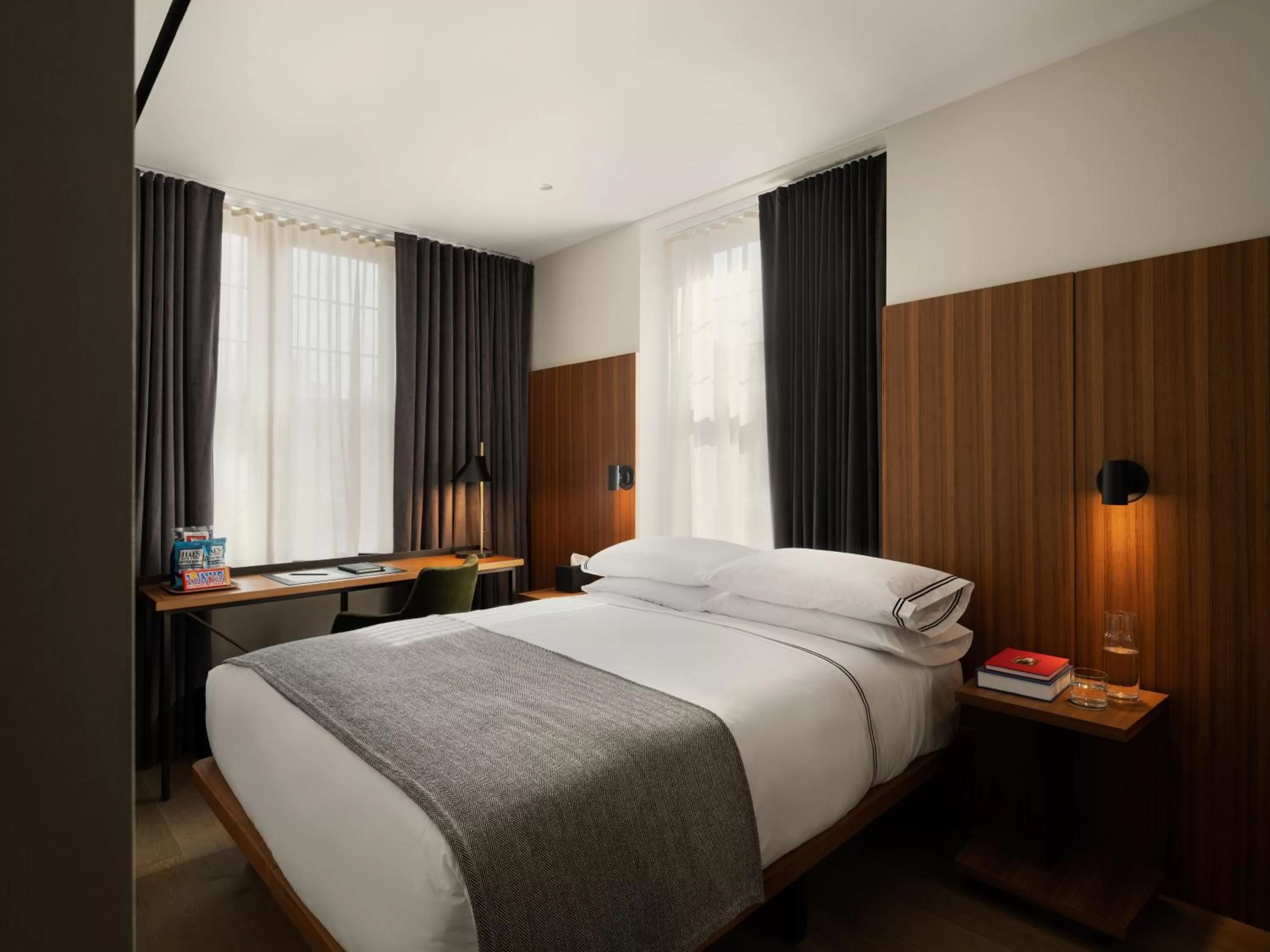 Bed in The Moore, New York City, a Member of Design Hotels