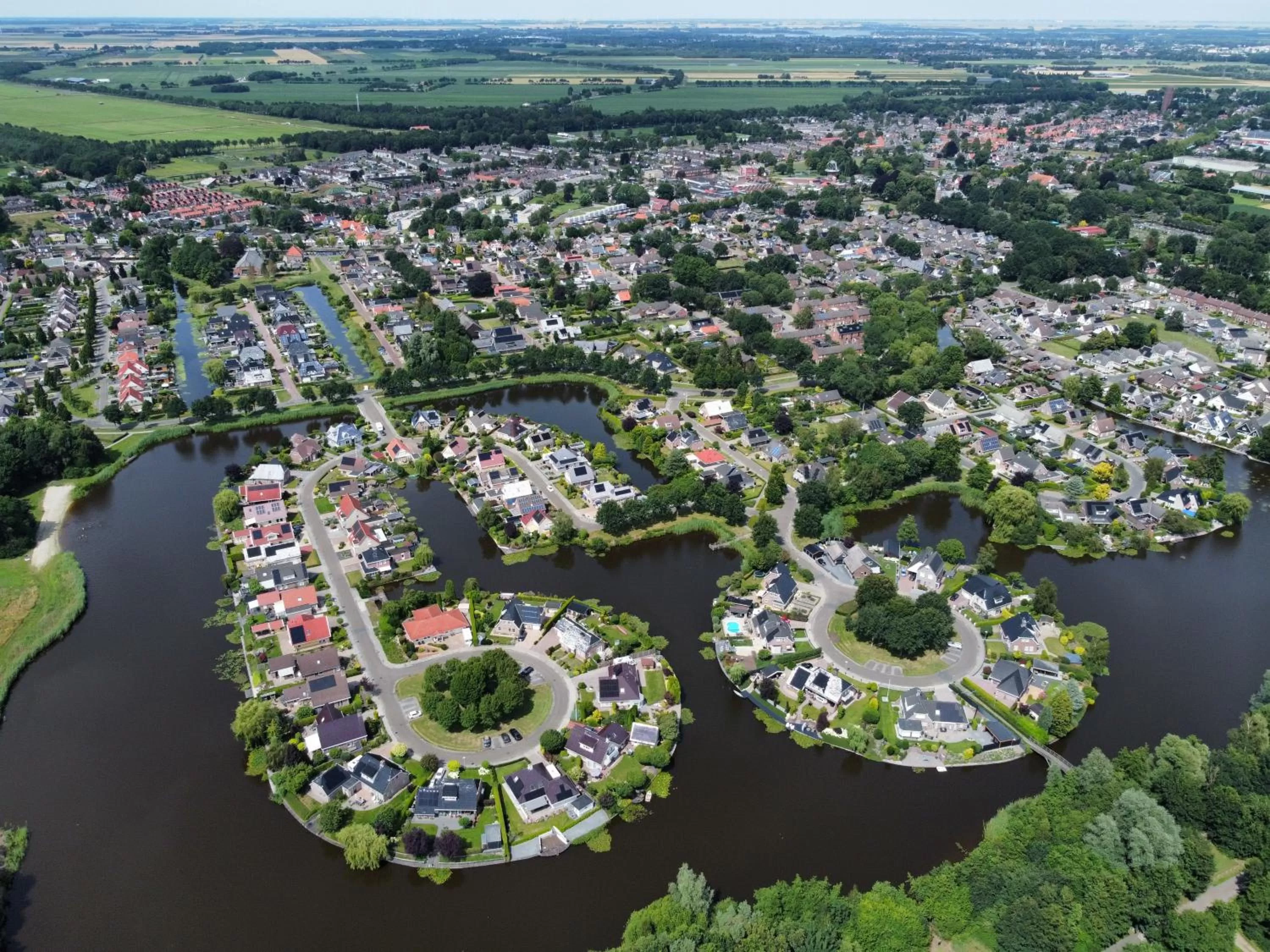 Lake view, Bird's-eye View in B&B de Wiekeborg