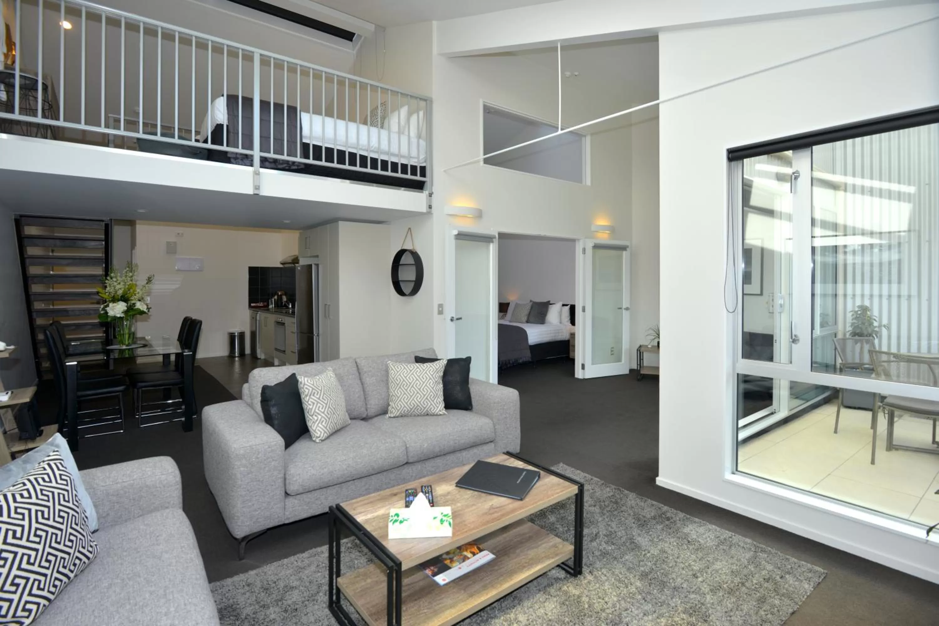 Photo of the whole room in Southwark Hotel & Apartments