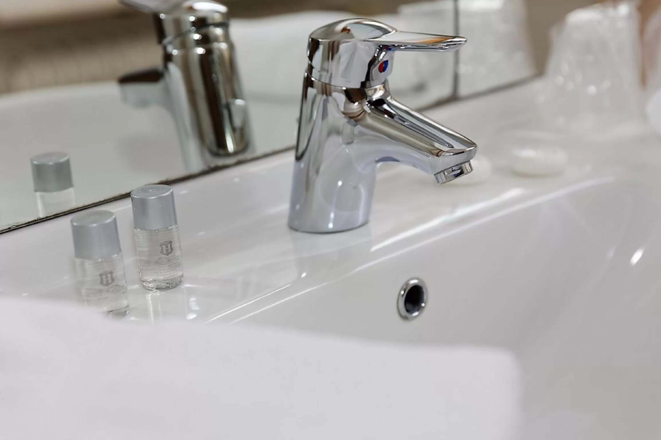 Bathroom in Hotel Hüttl - Garni