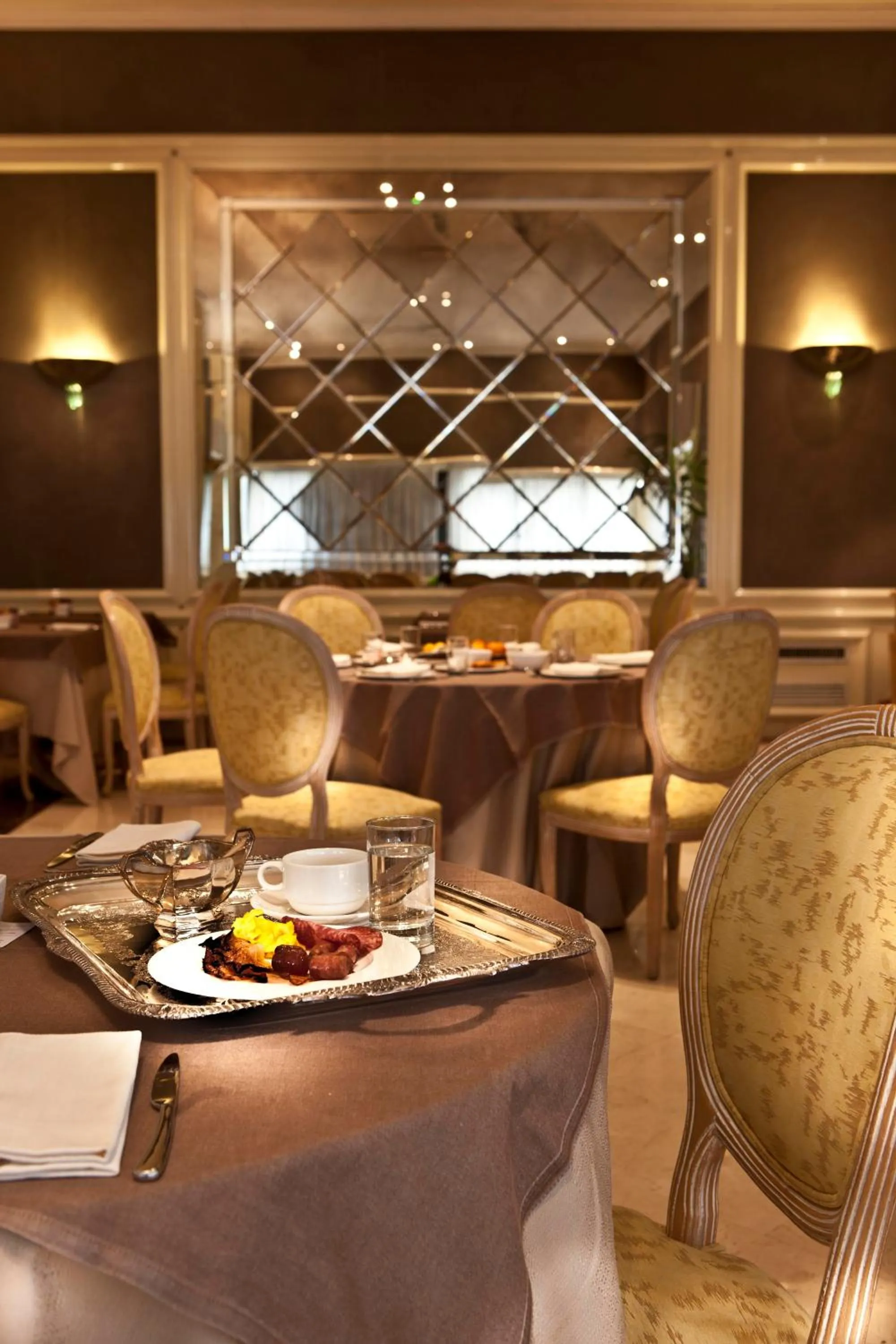 Restaurant/places to eat in Hotel Leon d'Oro