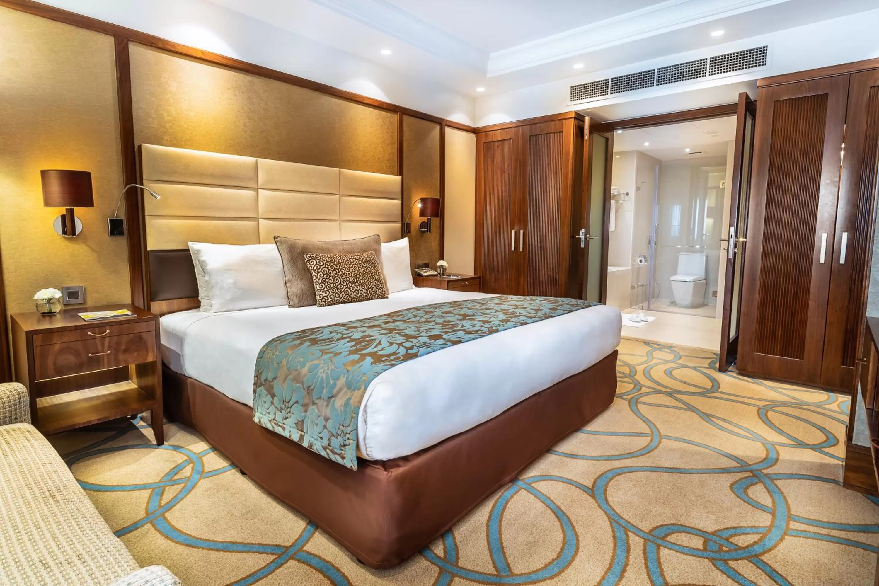 Bed in InterContinental Bahrain by IHG