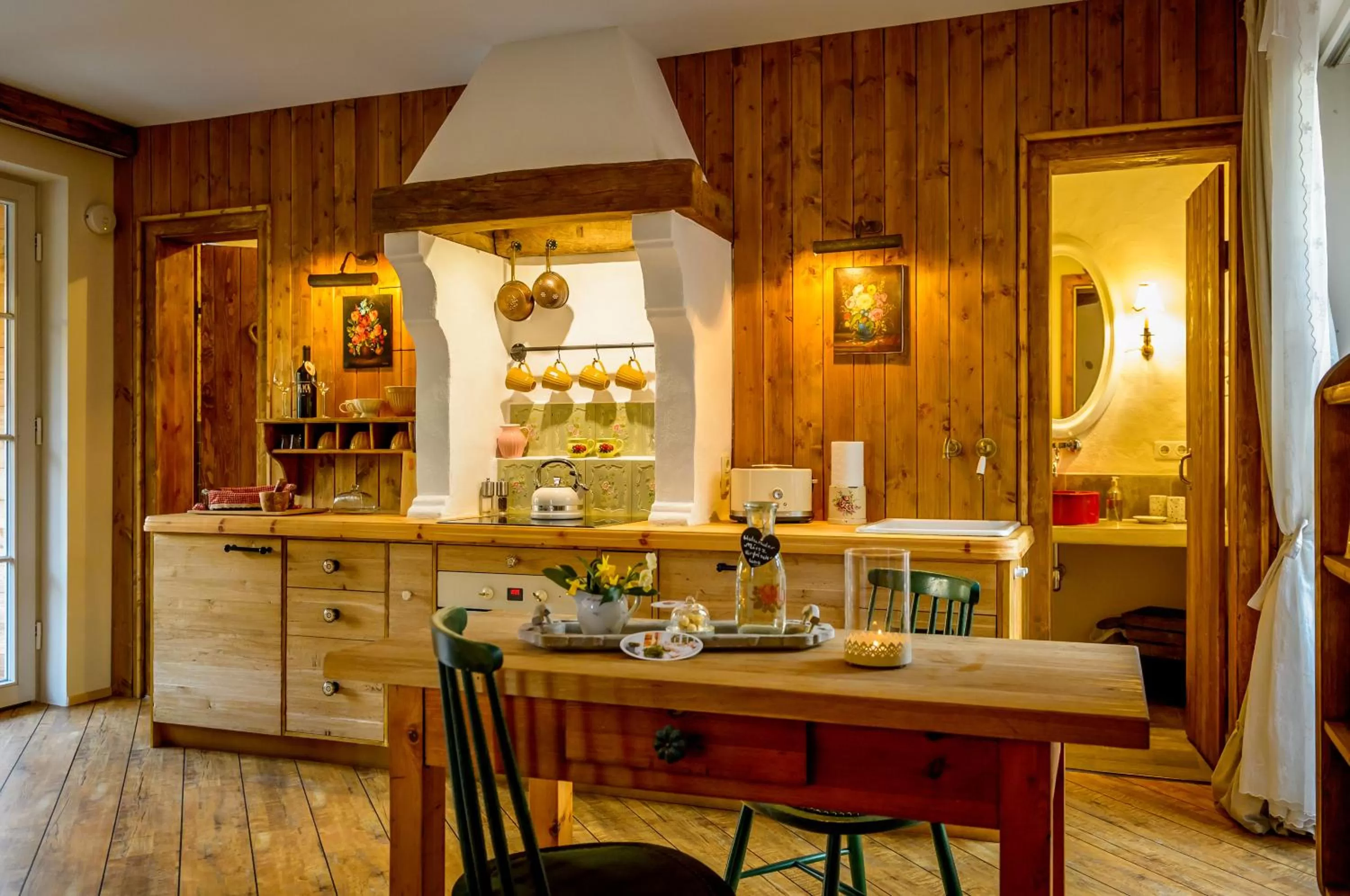 Property building, Restaurant/Places to Eat in Weißt Du noch - Gästehäuser & Suiten