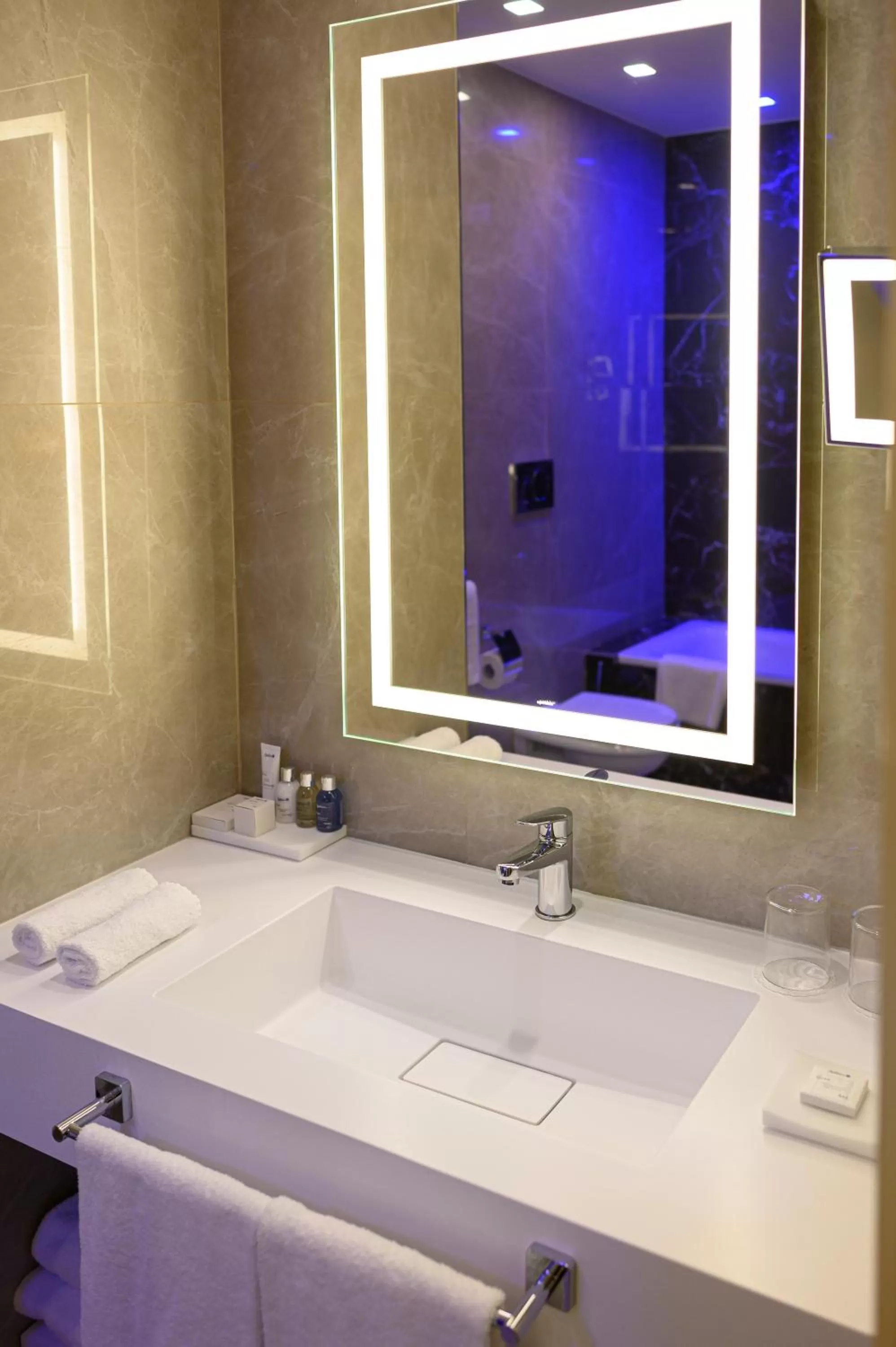 Bathroom in Radisson Blu GHR Rome