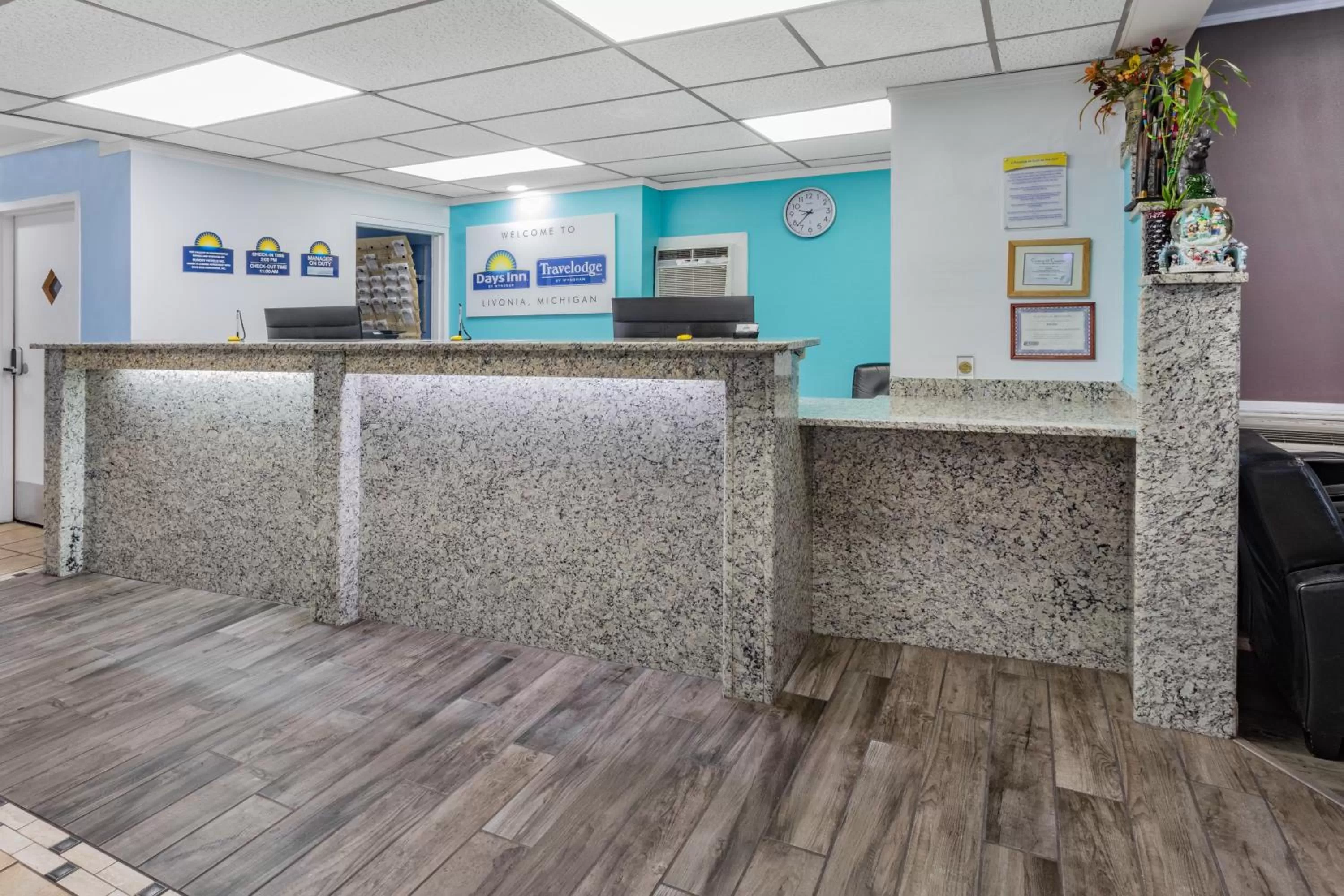Lobby or reception in Days Inn by Wyndham Livonia Canton Detroit
