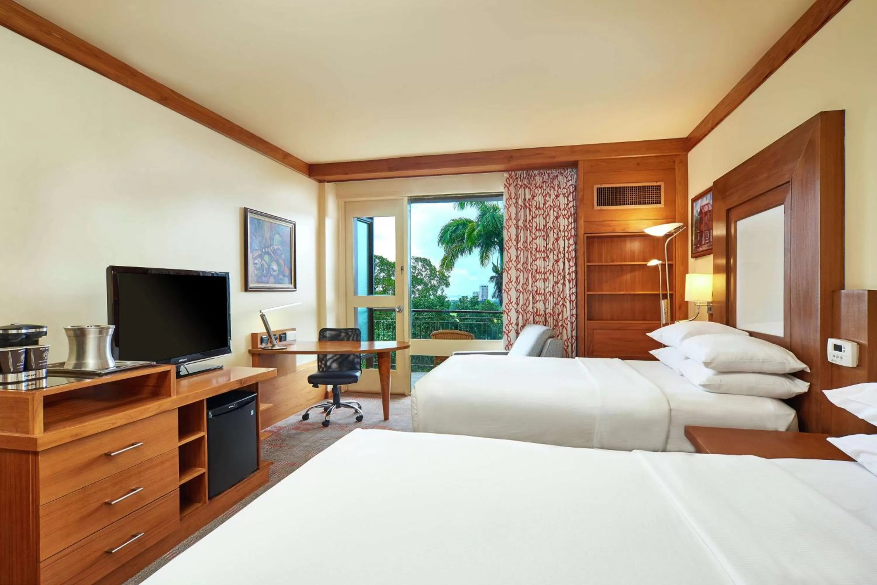 Bedroom, Bed in Hilton Trinidad & Conference Centre