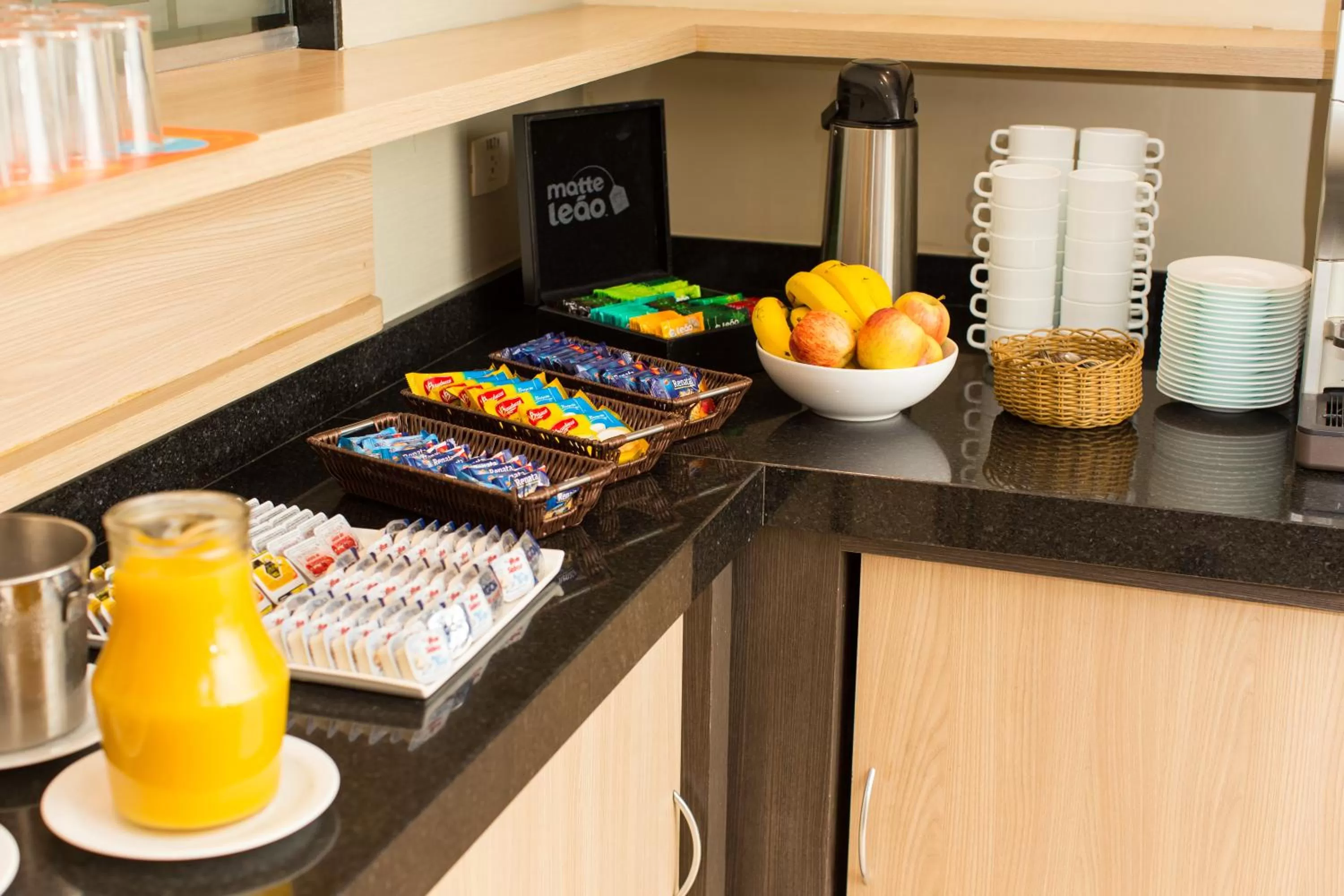 Buffet breakfast in Rio Hotel by Bourbon Curitiba