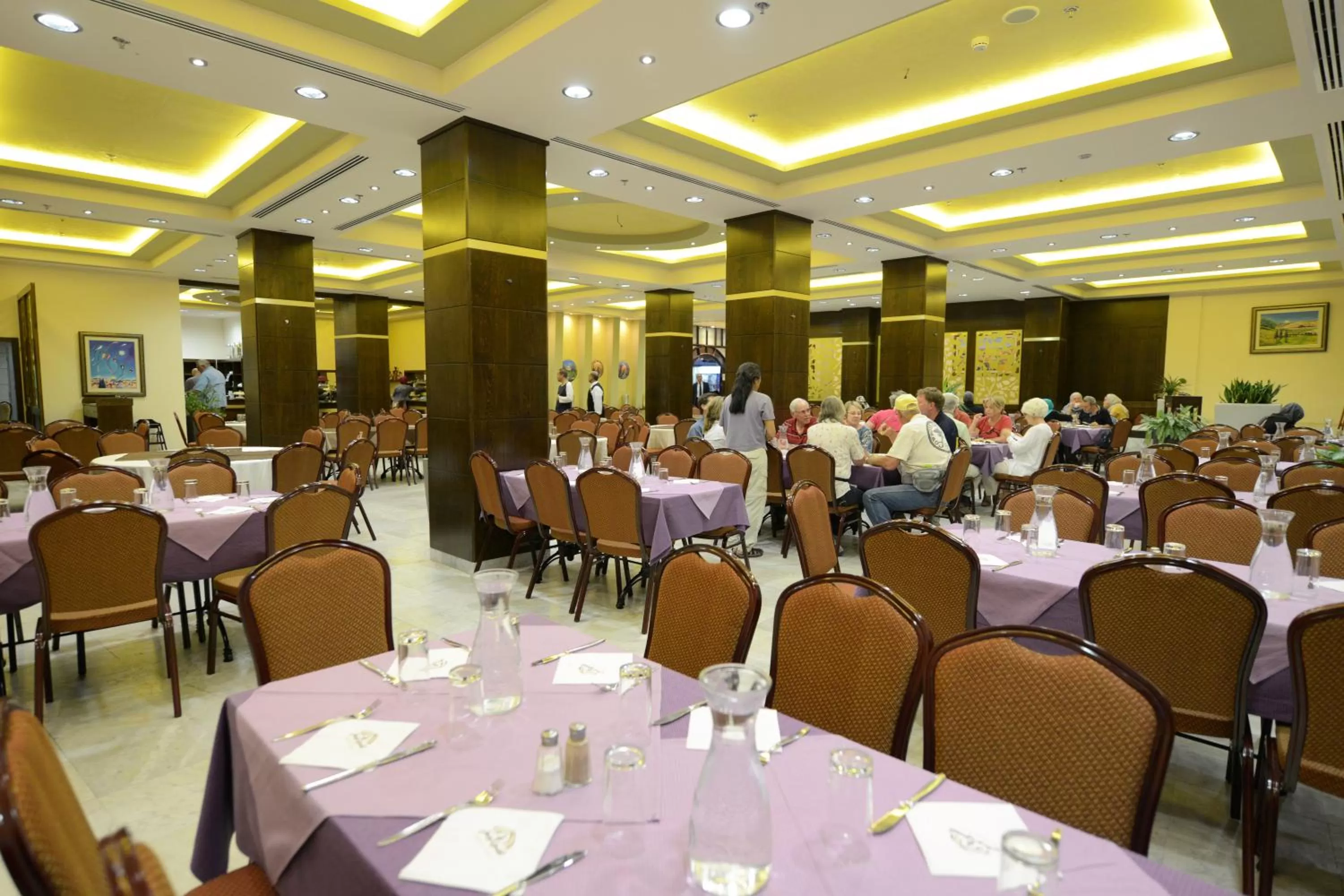 Restaurant/places to eat in National Hotel - Jerusalem