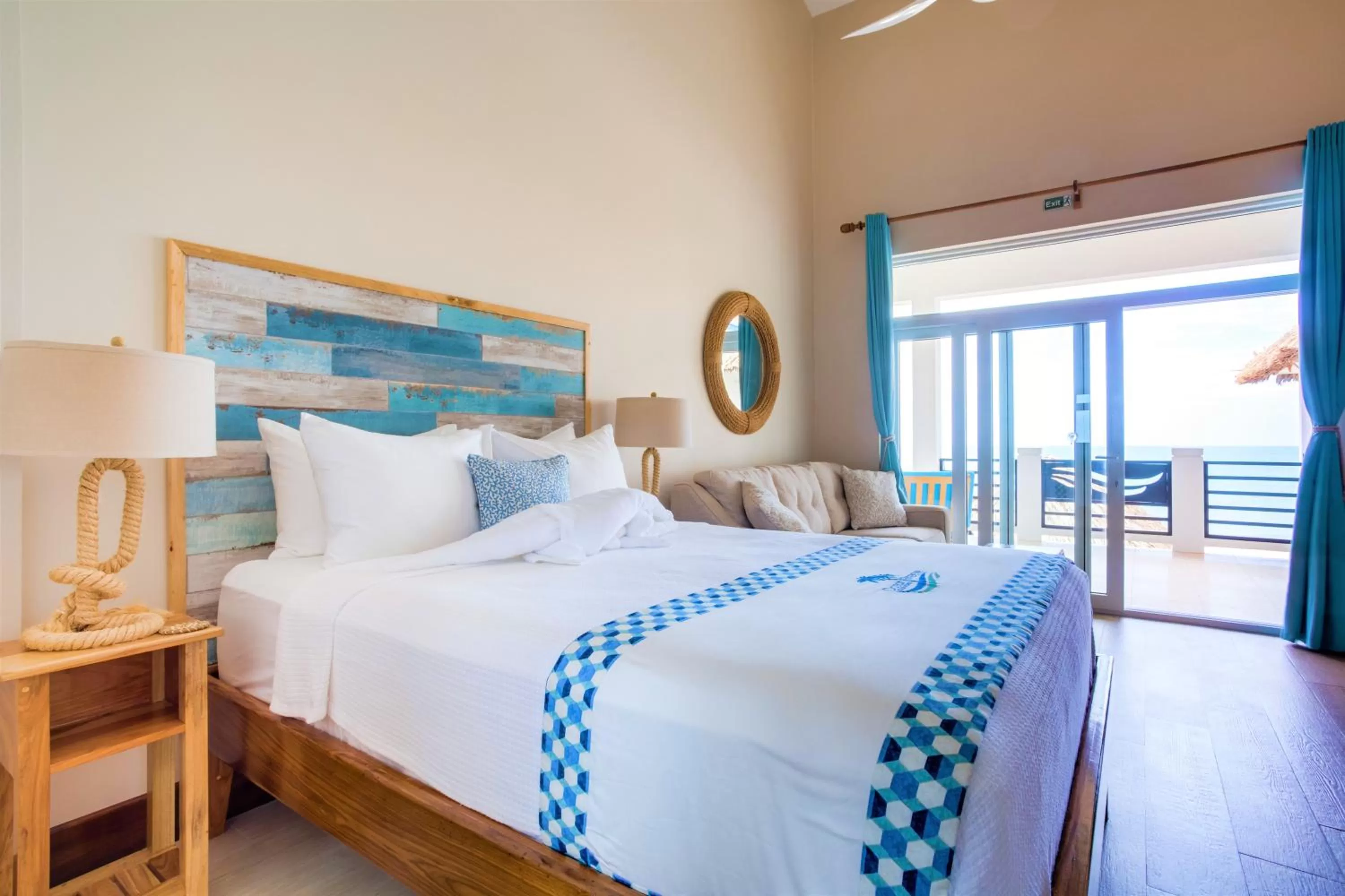 Bed in Ocean Breeze